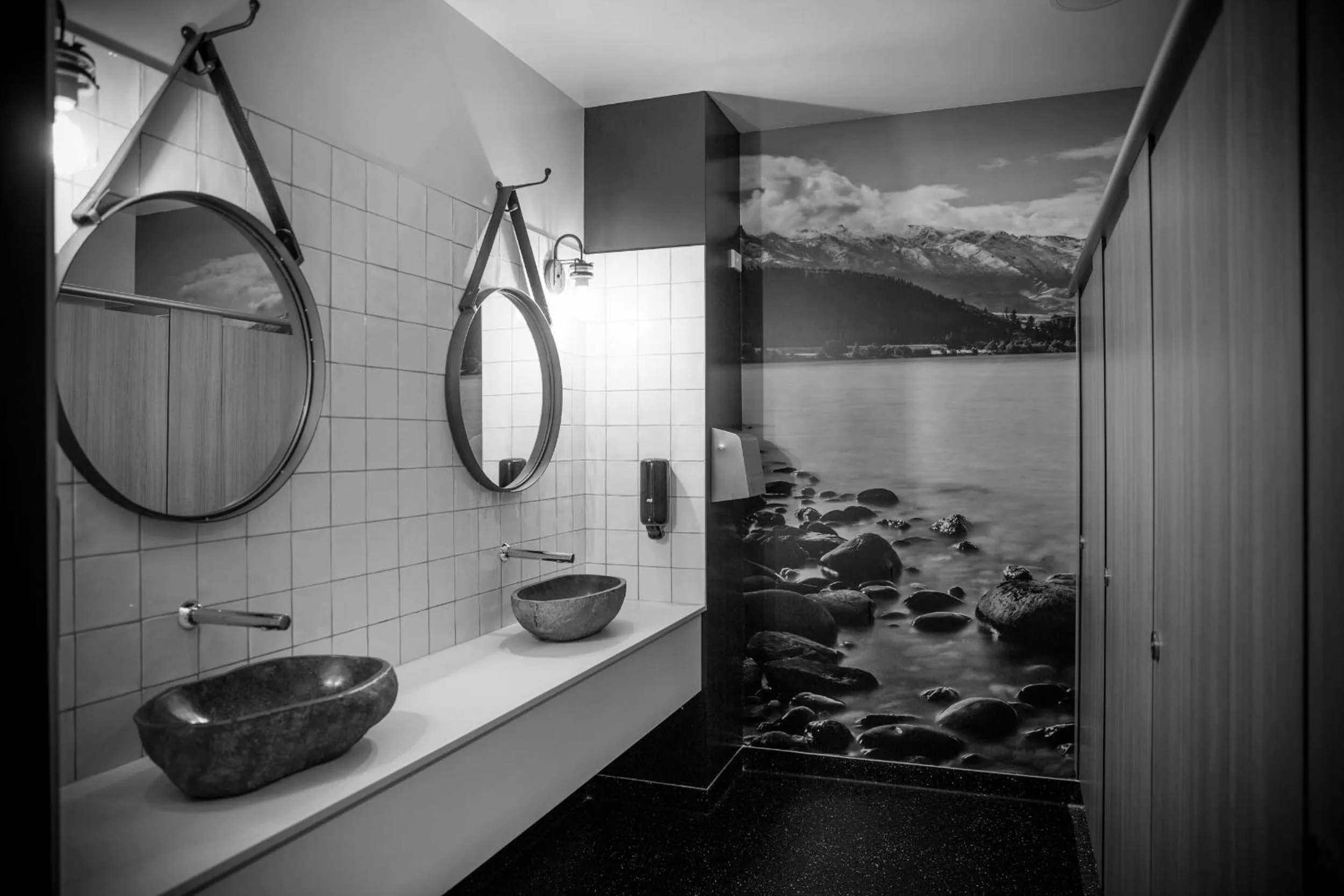 Restaurant/places to eat in The Harvest Hotel