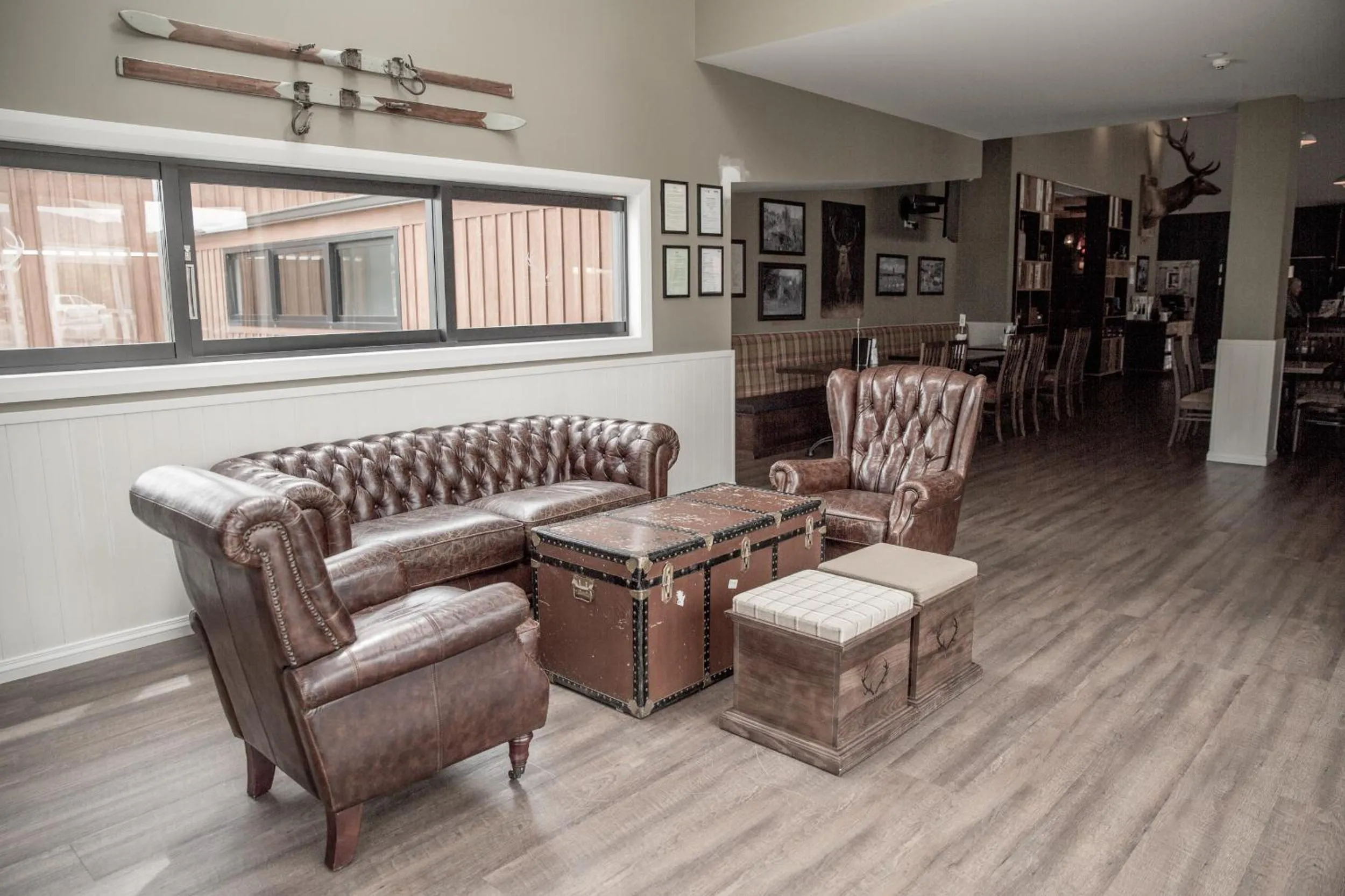 Restaurant/places to eat in The Harvest Hotel