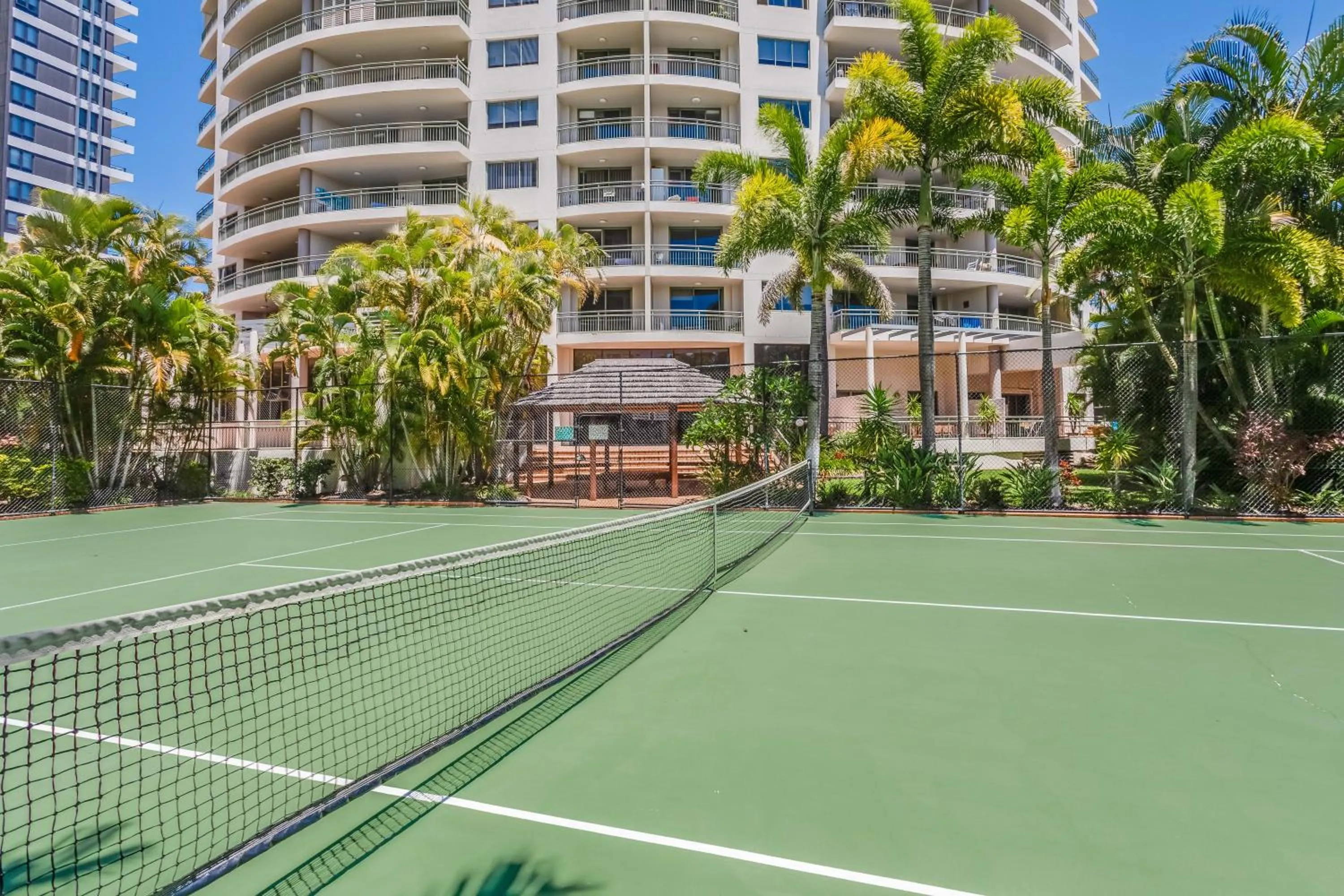Tennis court in The Meriton Apartments on Main Beach