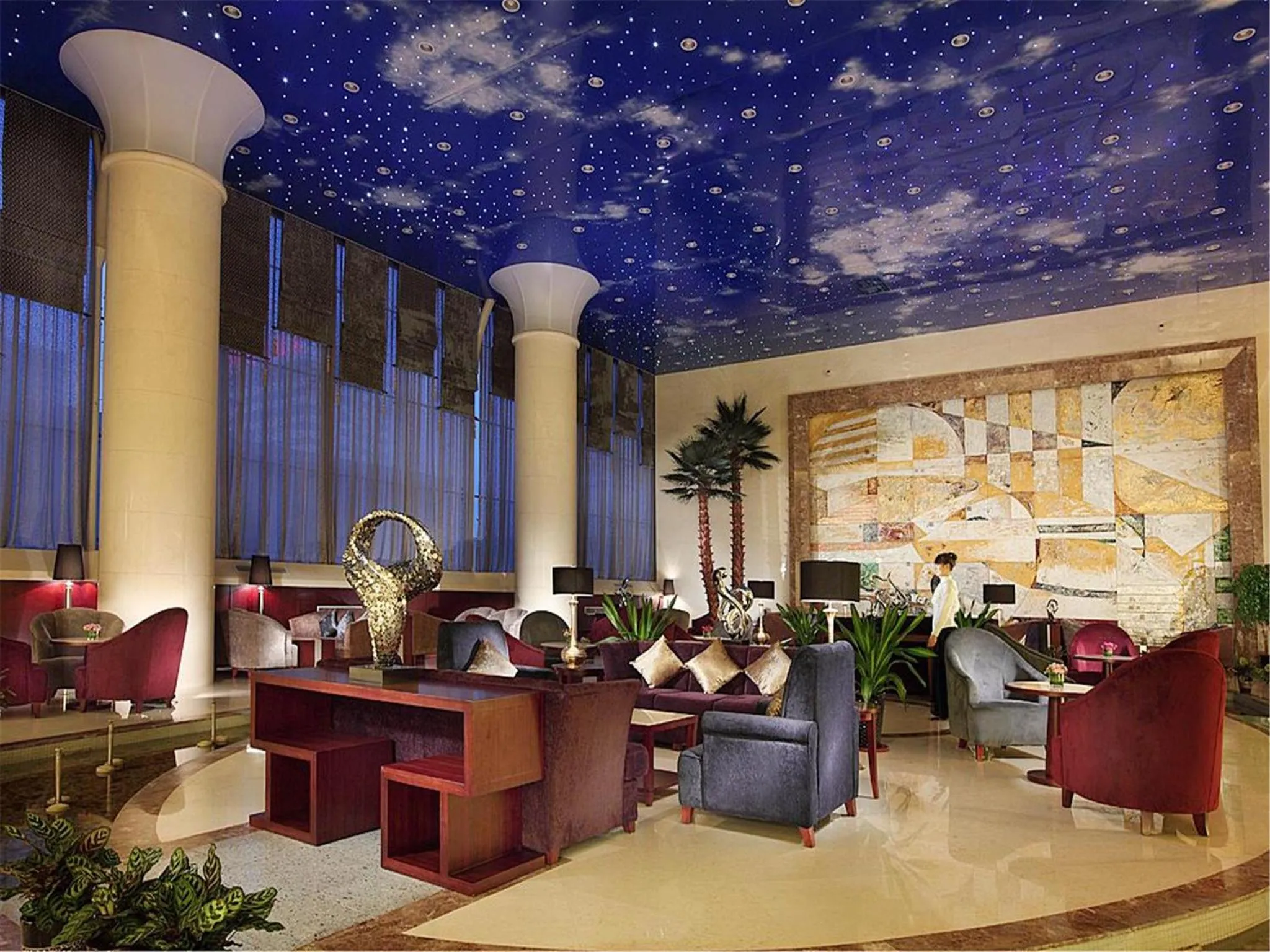 Lounge or bar in Ramada Plaza Shenyang Citycenter