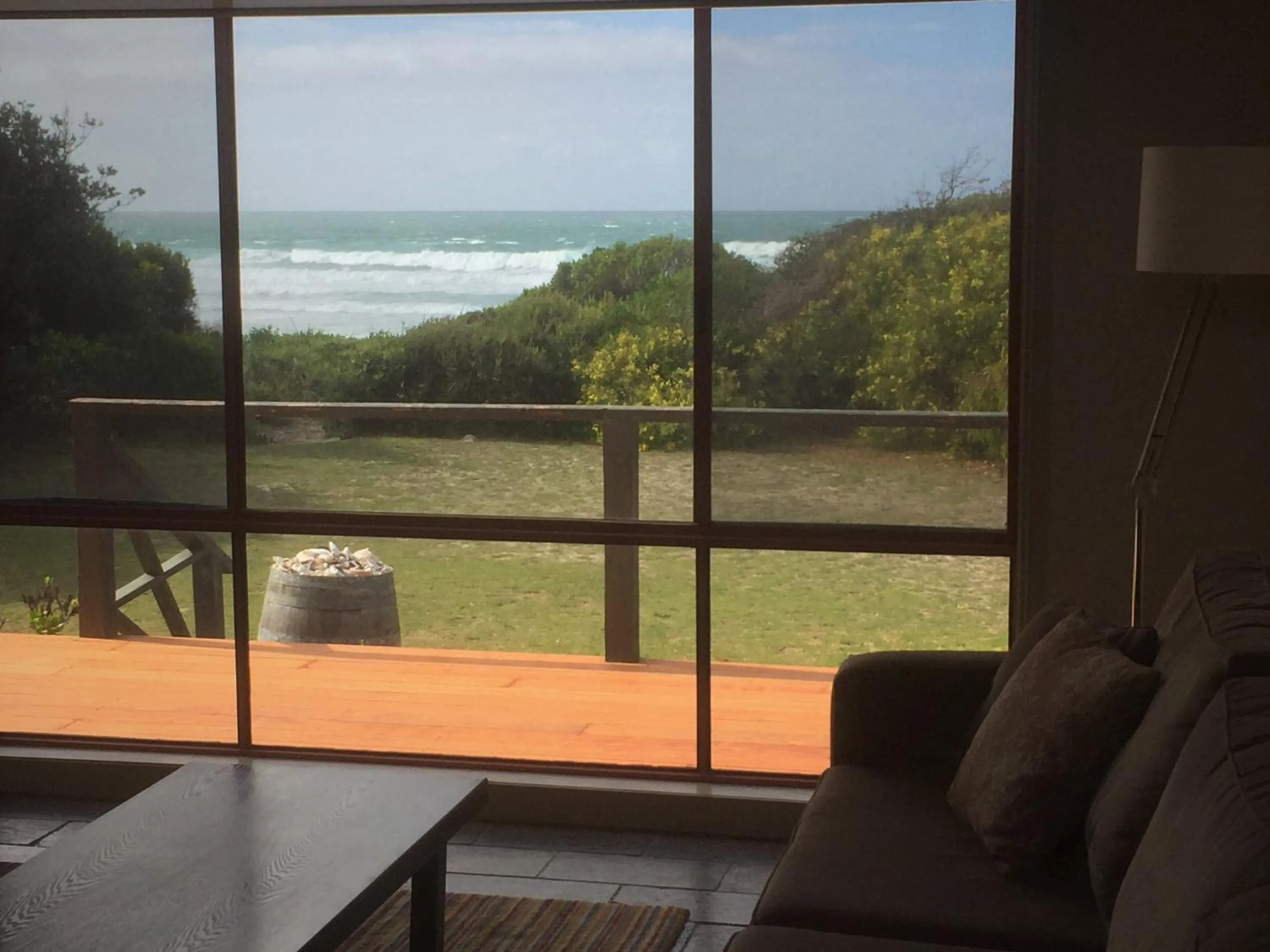 Living room in Sandpiper Ocean Cottages