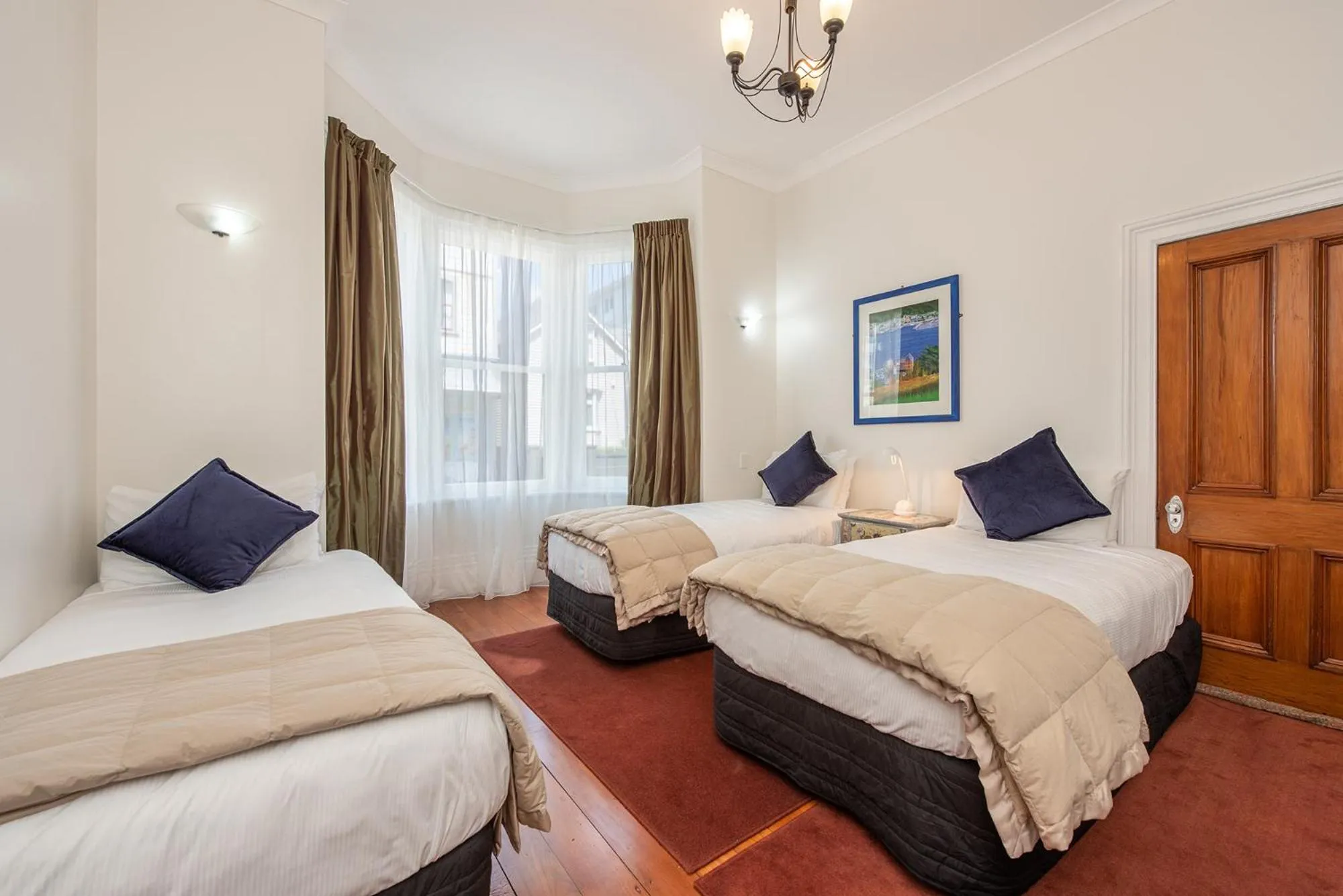 Bed in Apollo Lodge - Free Parking