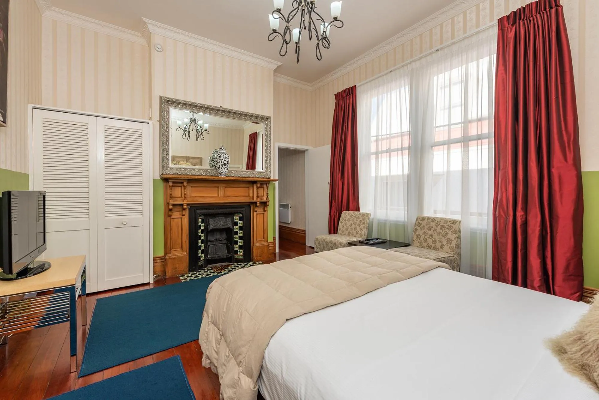 Bed in Apollo Lodge - Free Parking