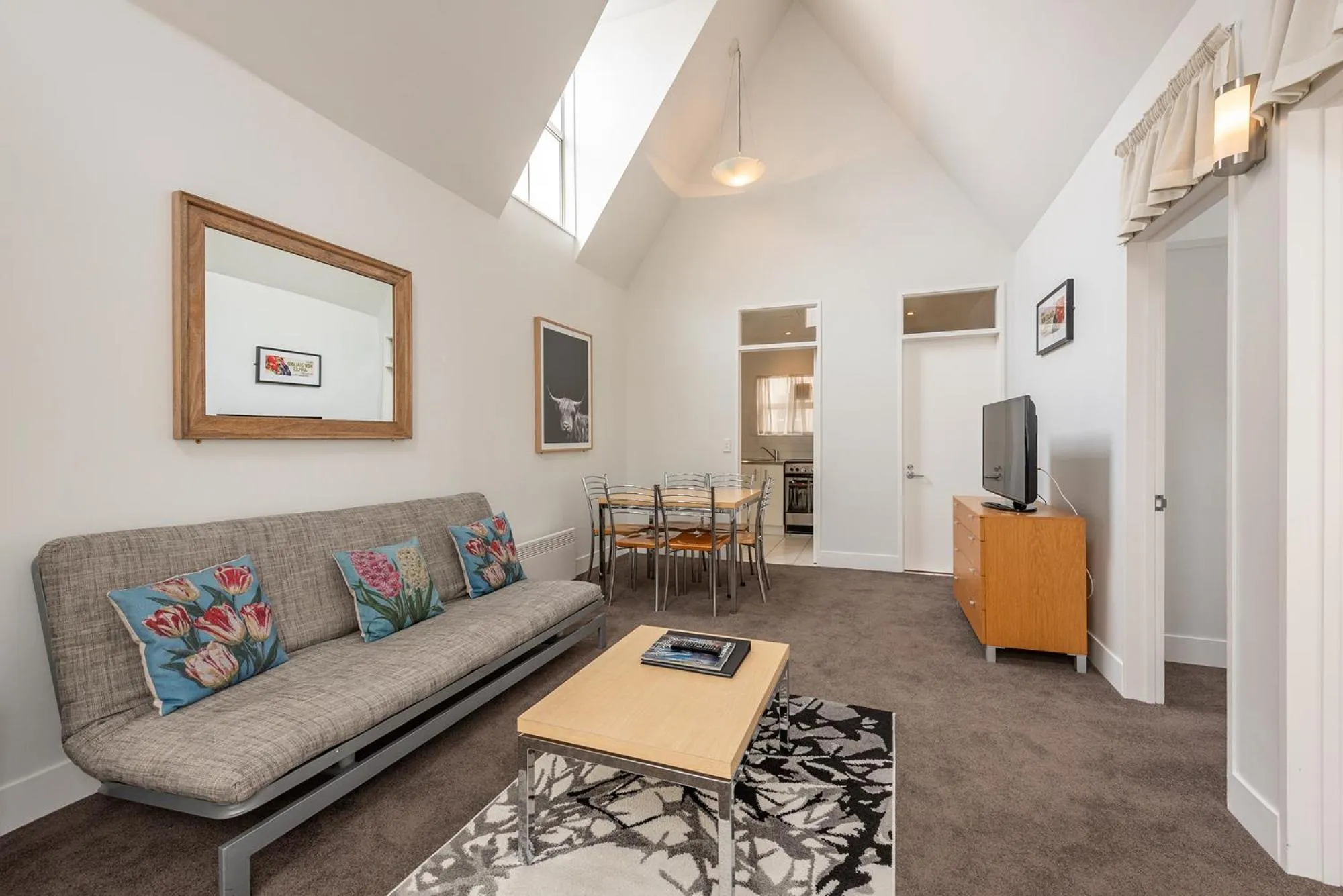 Apollo Lodge - Free Parking