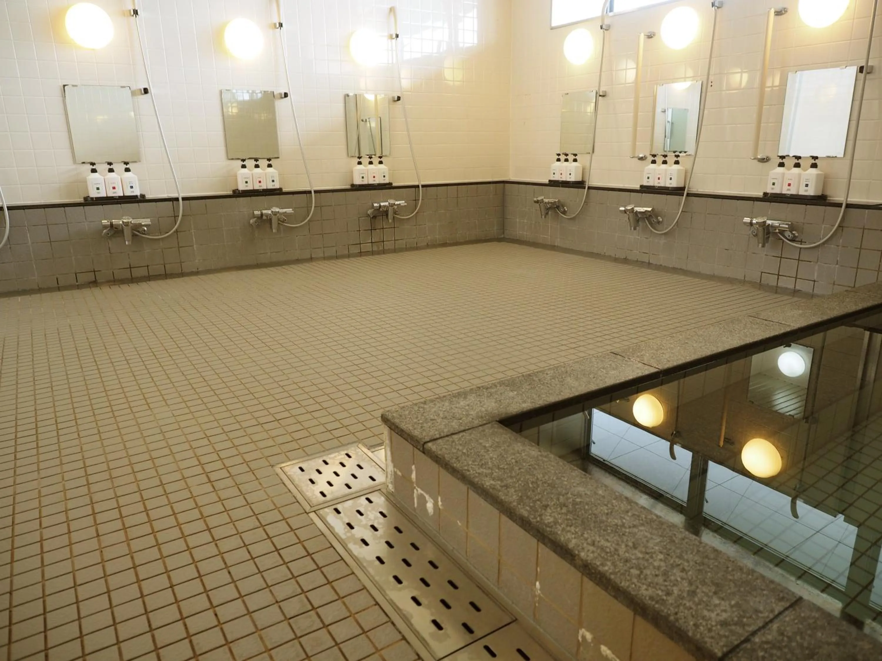 Public Bath in Shin-Osaka Youth Hostel