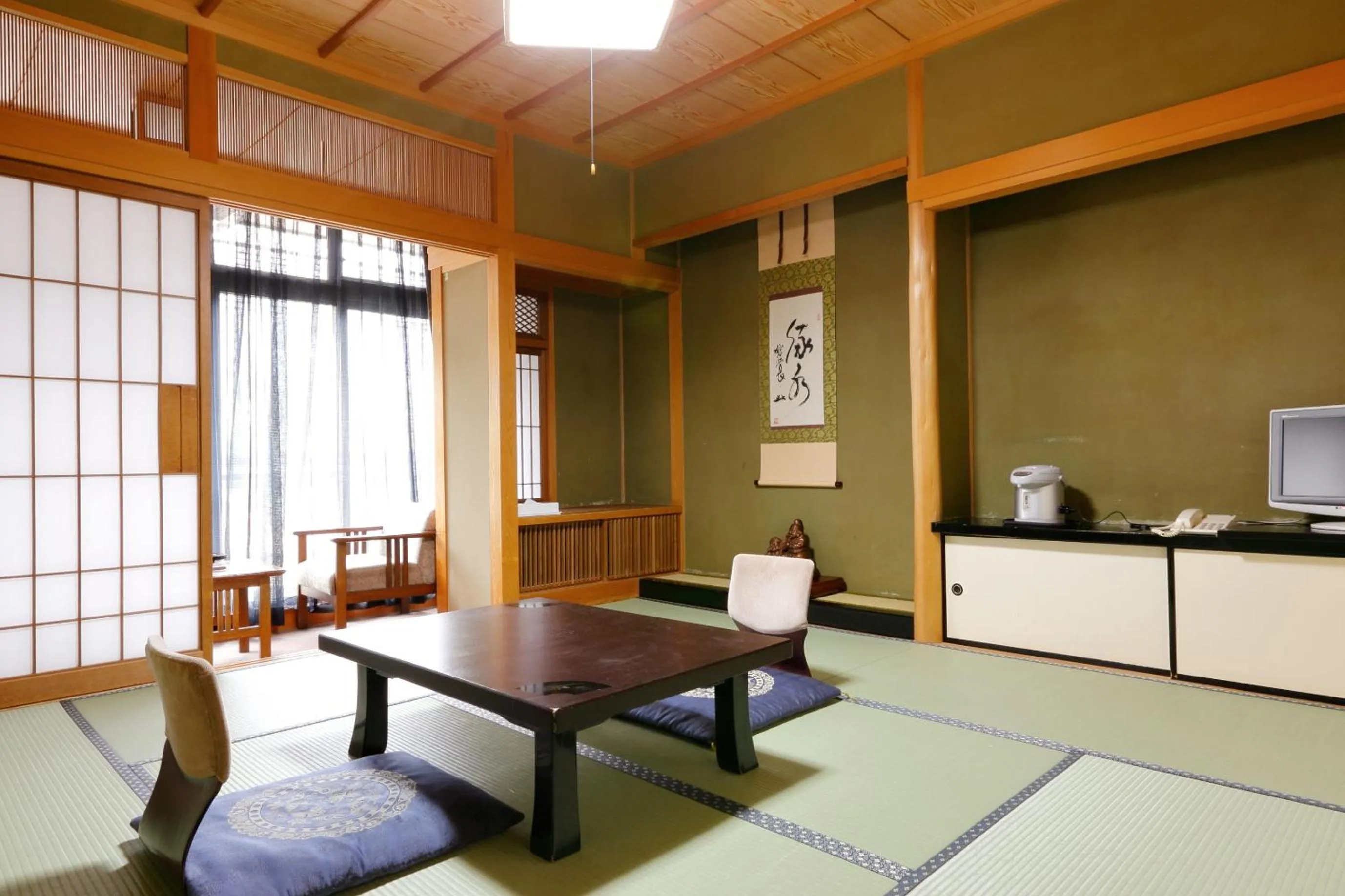 Okada Ryokan Warakutei
