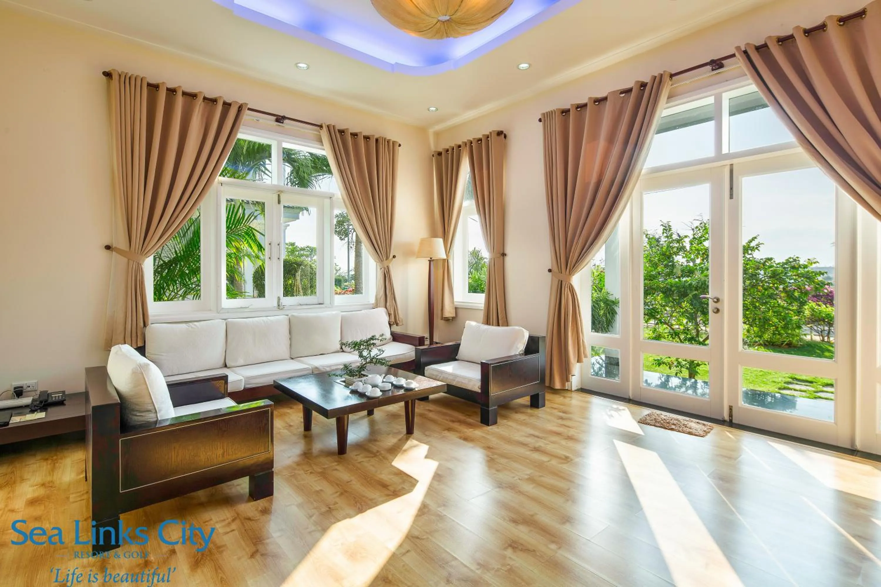 Living room in Sea Links Beach Villa