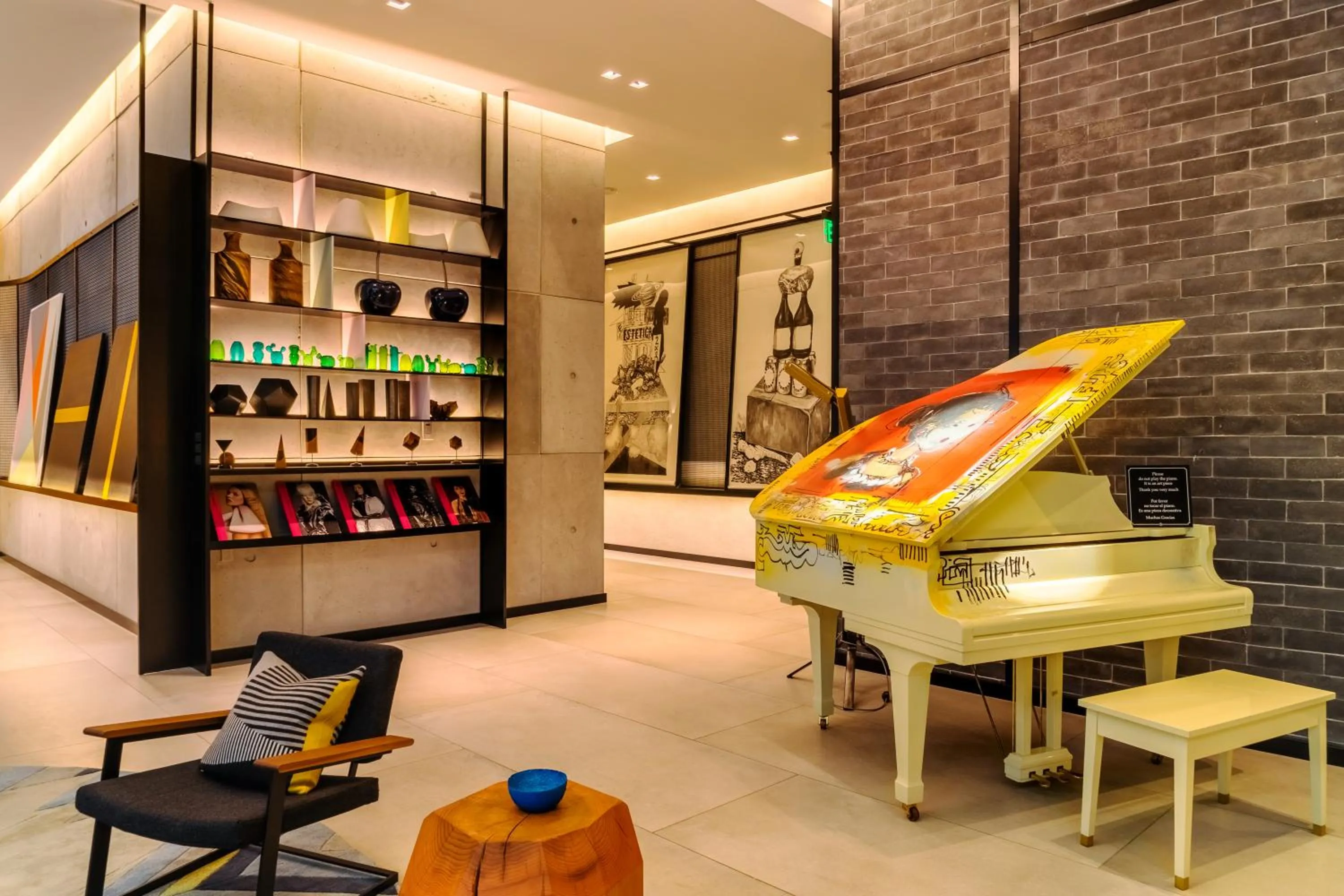 Property building in Hyde Suites Midtown Miami