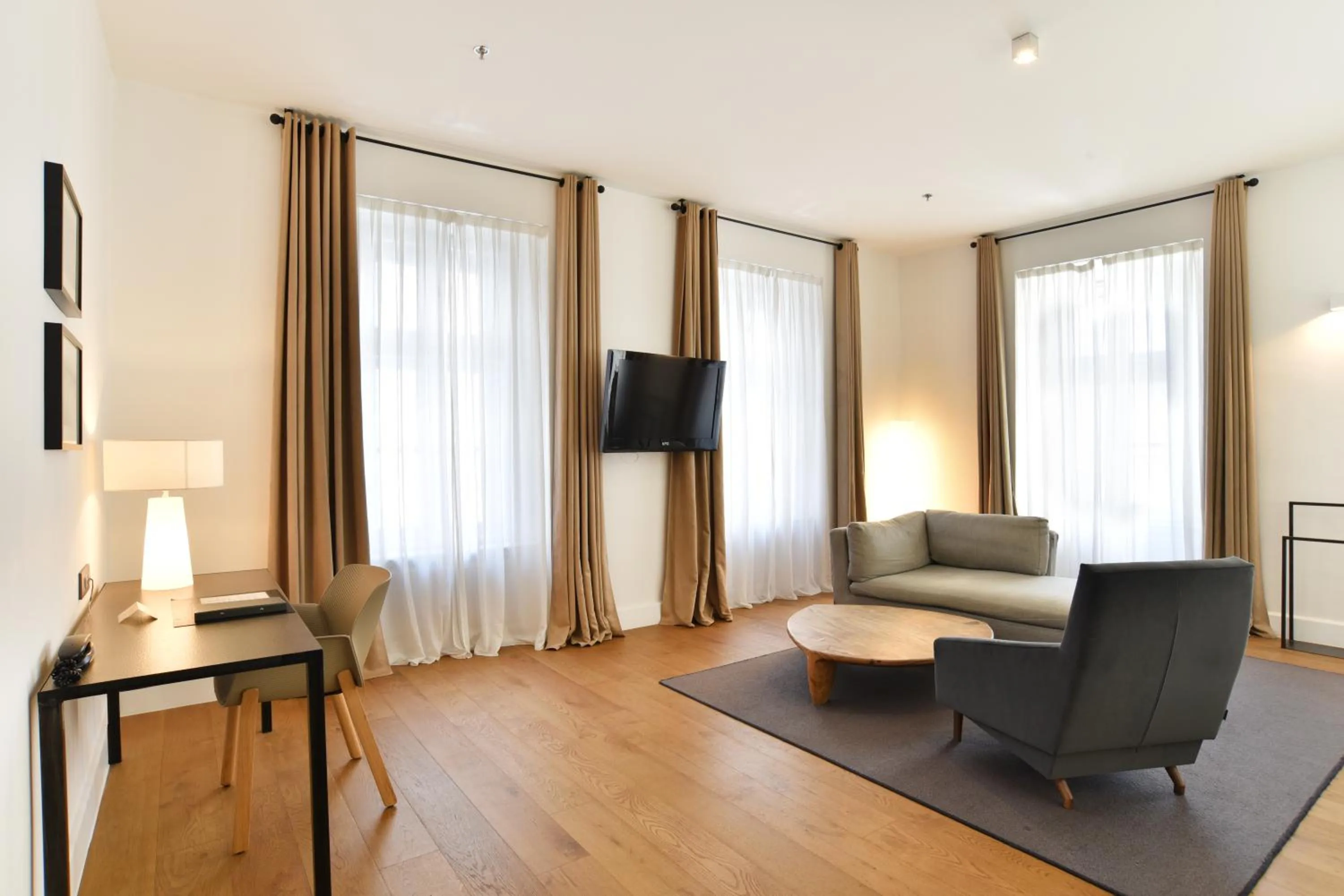 Photo of the whole room in Hotel Zenit Budapest Palace