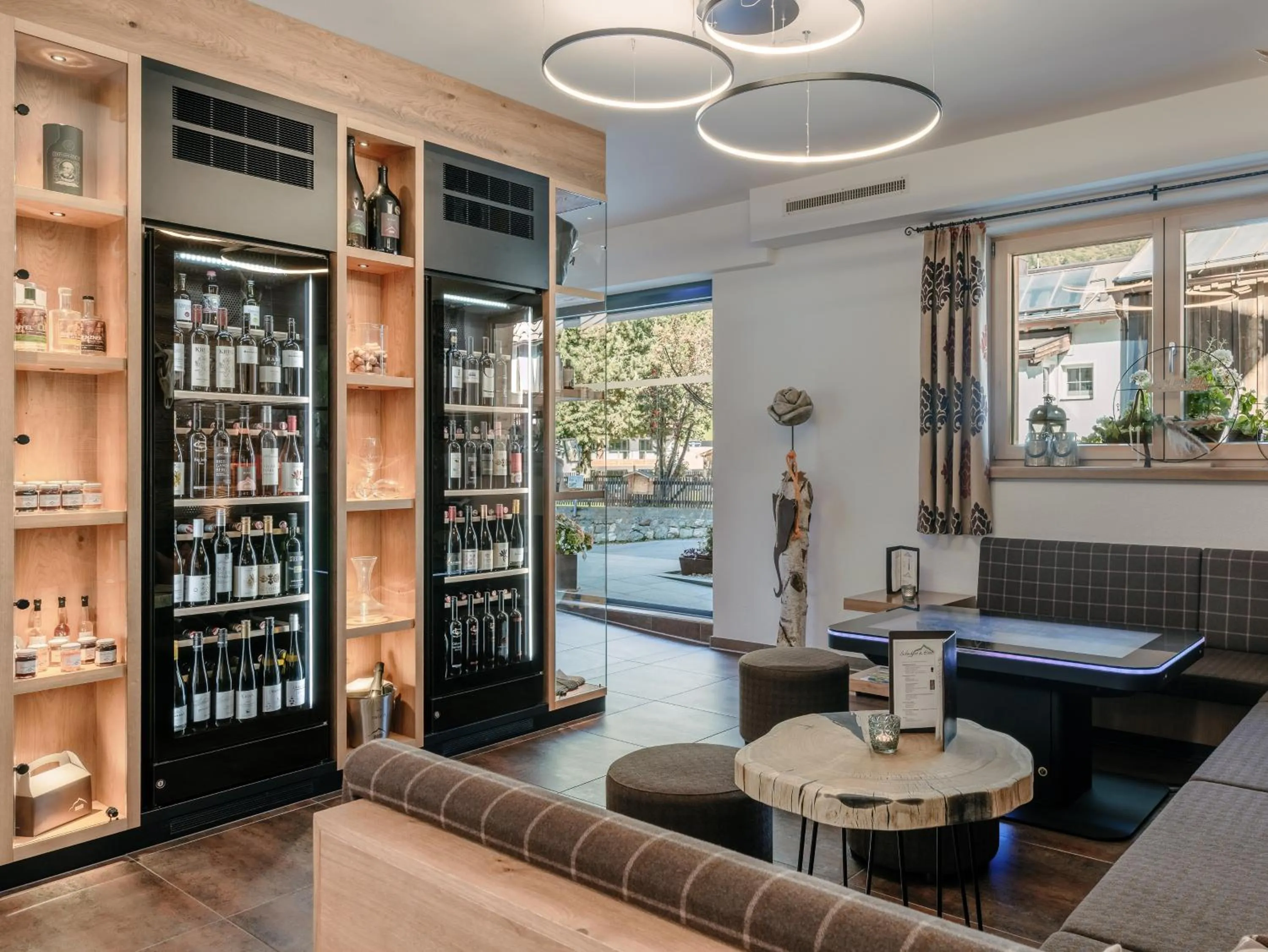 Lobby or reception in Alpinhotel Monte Superior - Silvretta Card Premium Betrieb