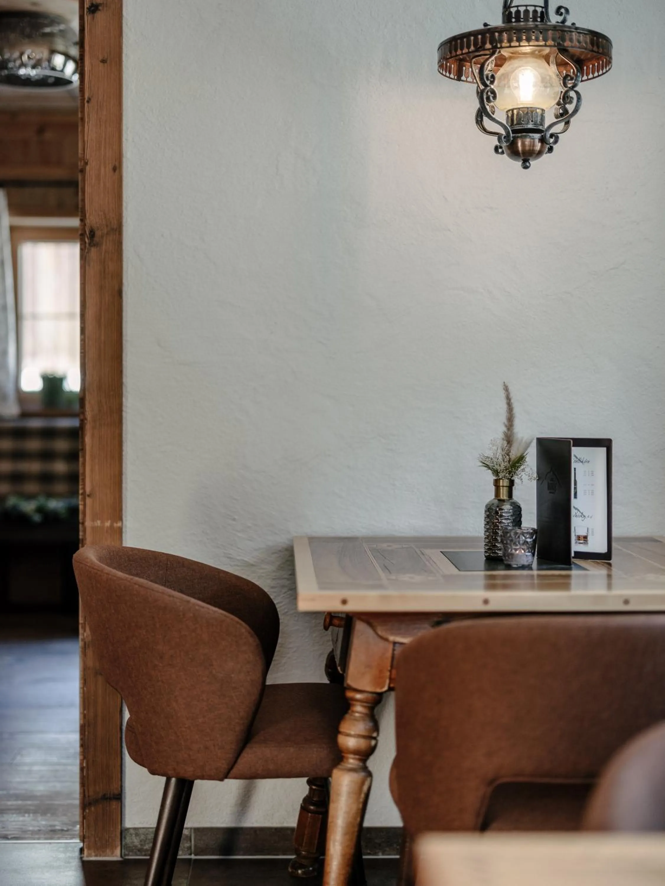 Lounge or bar in Alpinhotel Monte Superior - Silvretta Card Premium Betrieb