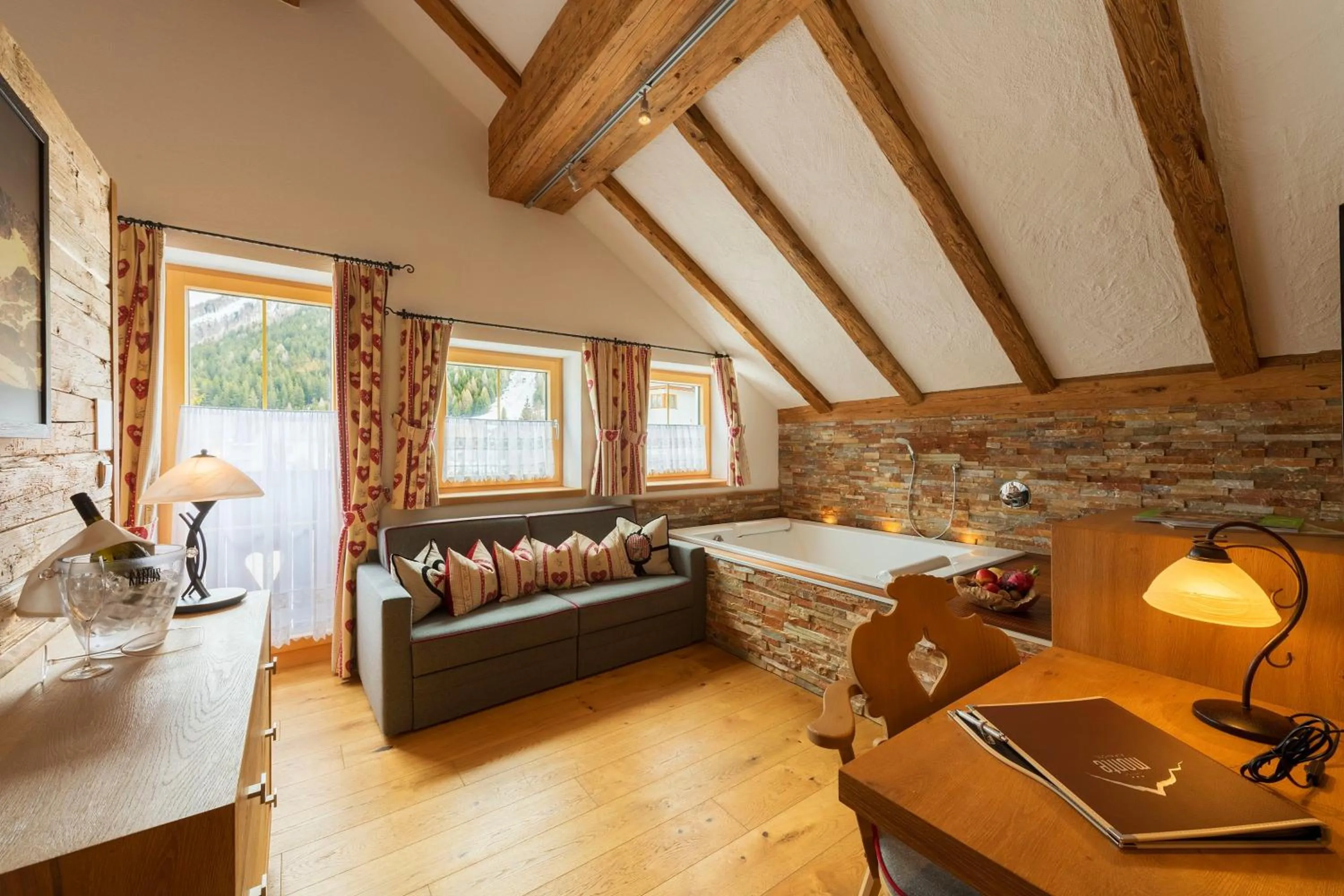 Living room in Alpinhotel Monte Superior - Silvretta Card Premium Betrieb