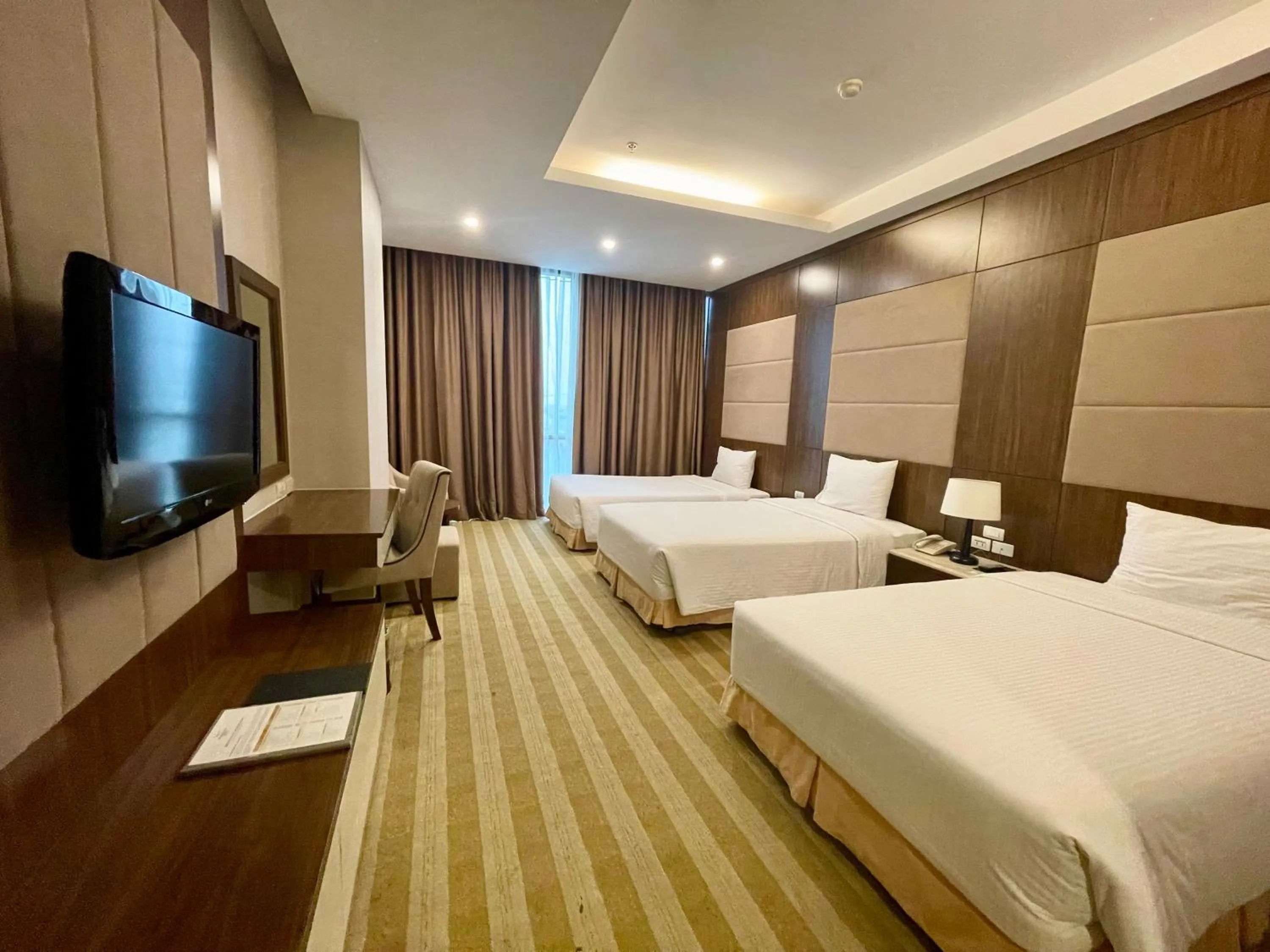 Bedroom, Bed in Muong Thanh Grand Xa La Hotel