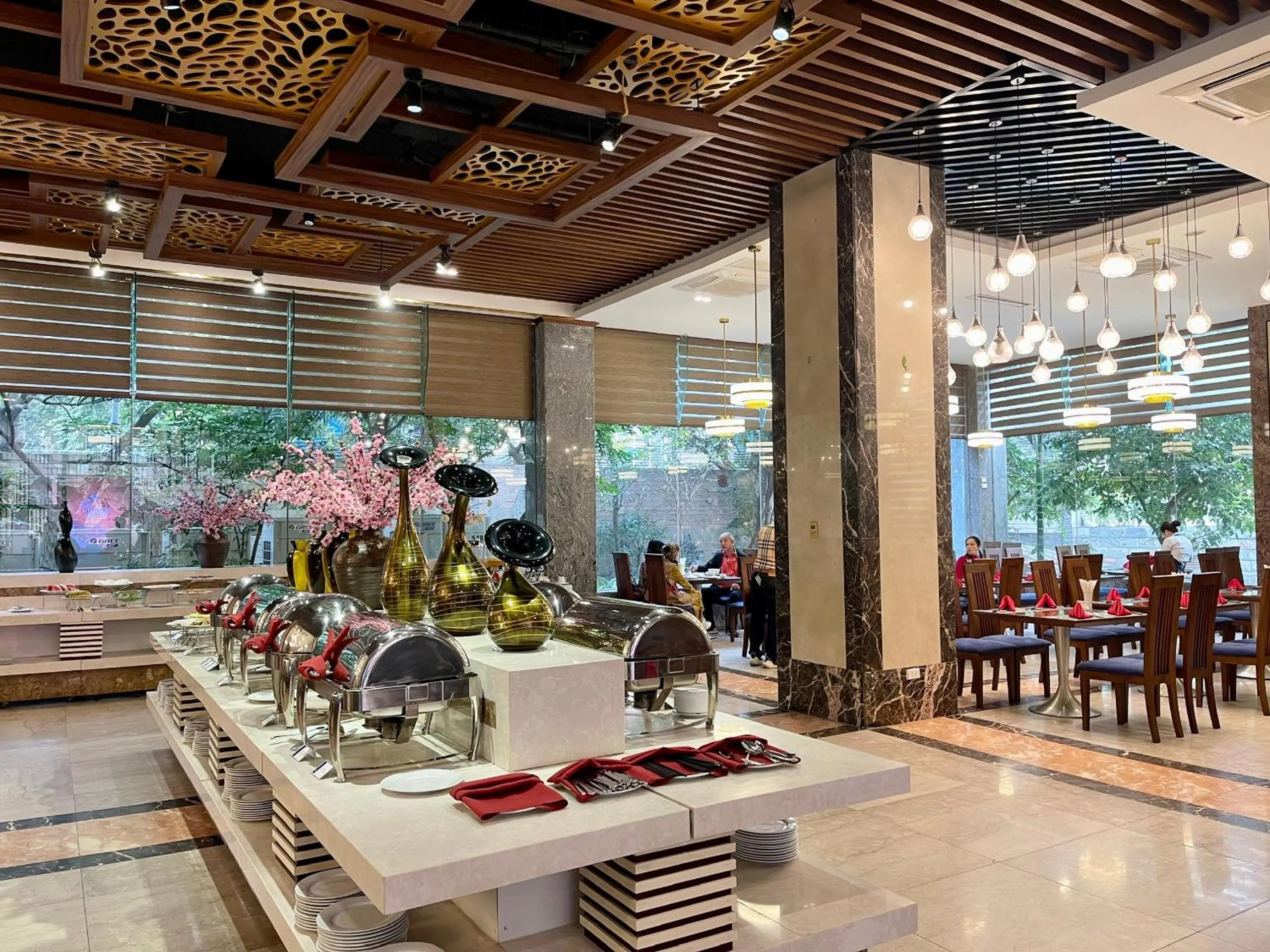 Restaurant/places to eat in Muong Thanh Grand Xa La Hotel