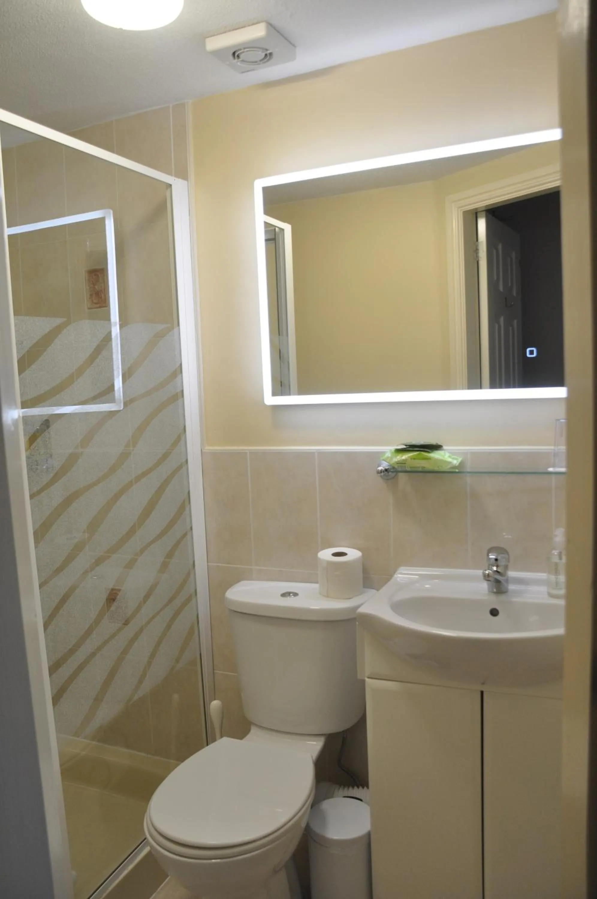 Property building in Haisthorpe Guest House