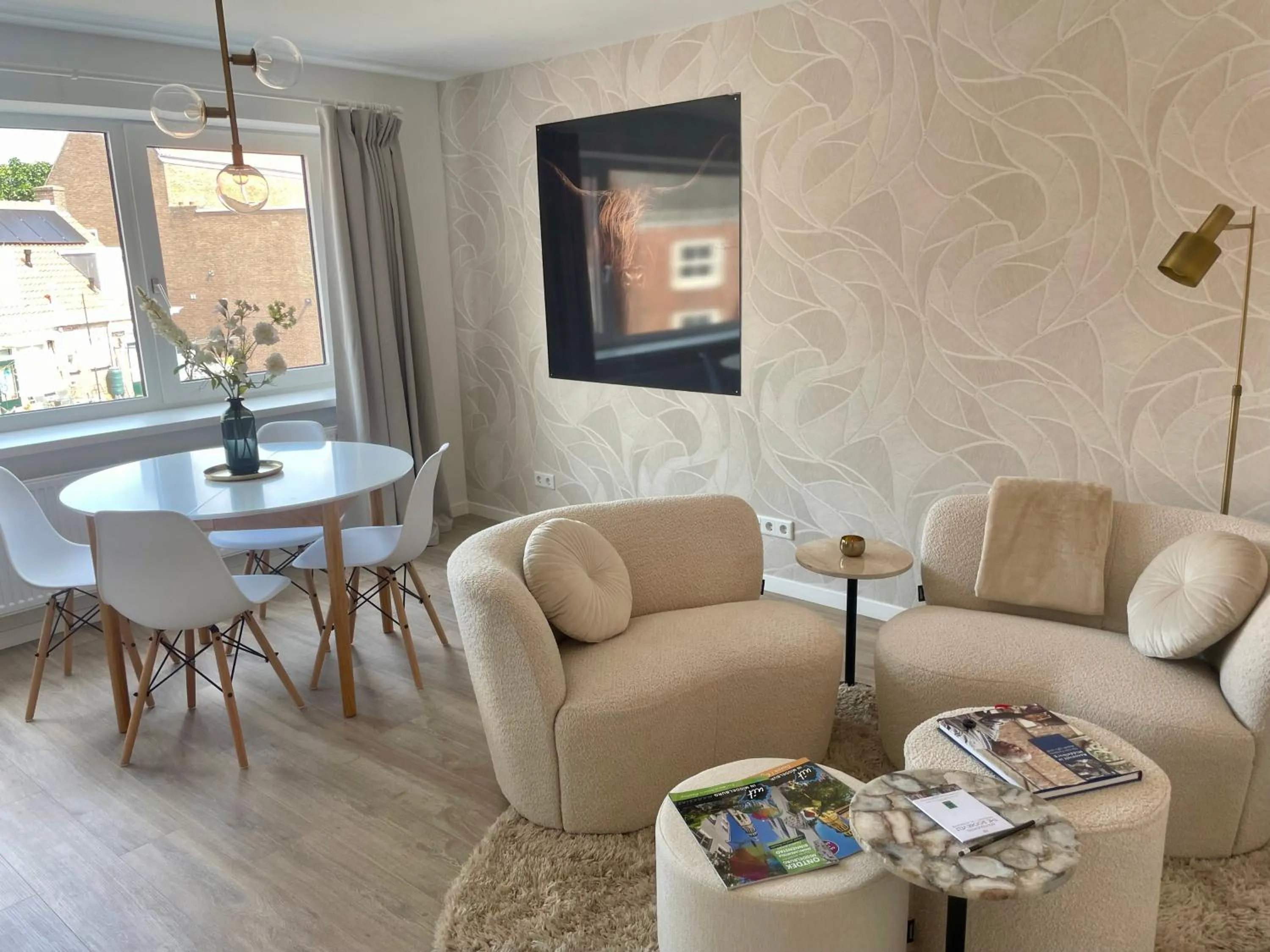 Seating area in The Roosevelt Apartments