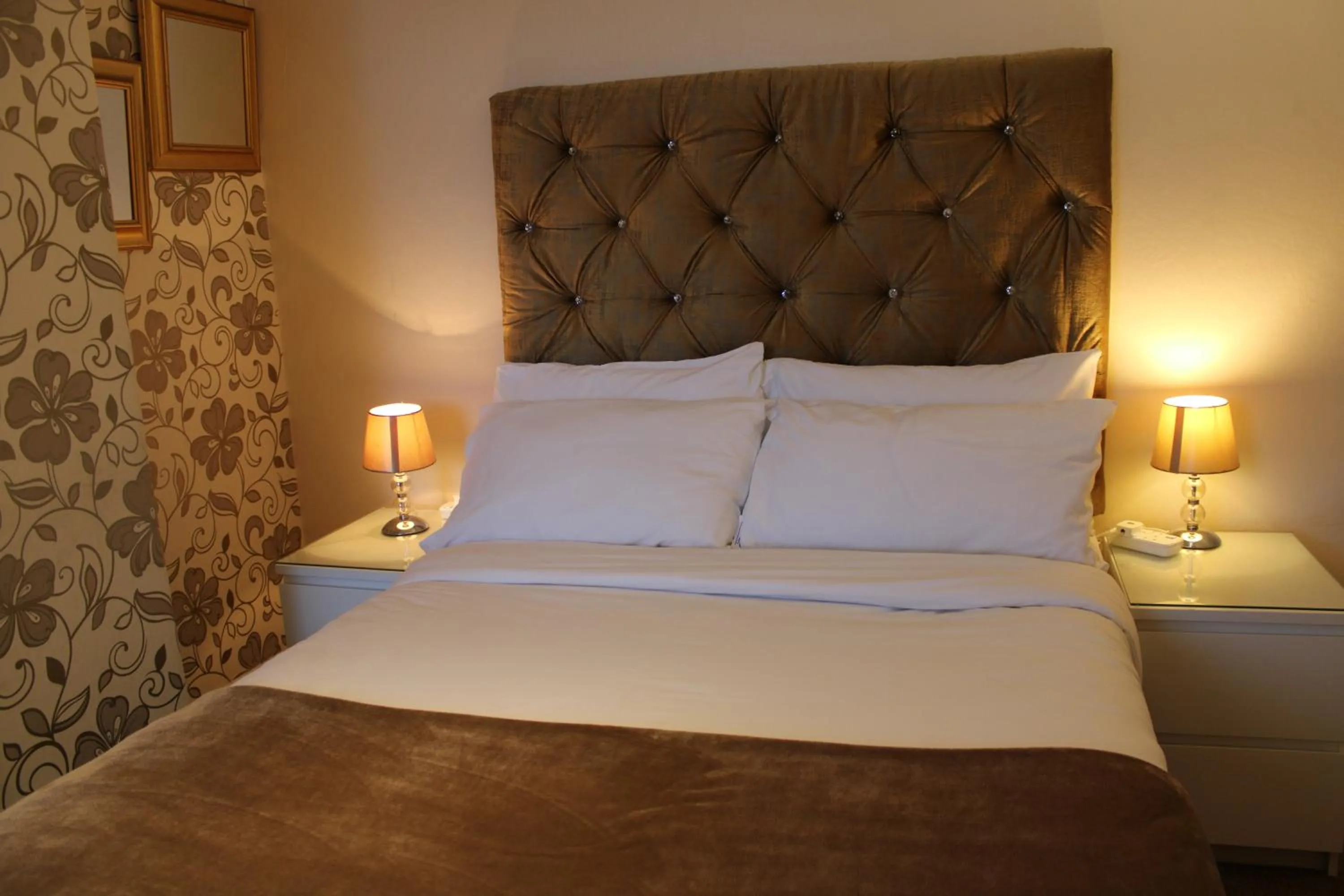 Bed in Mardonia Hotel