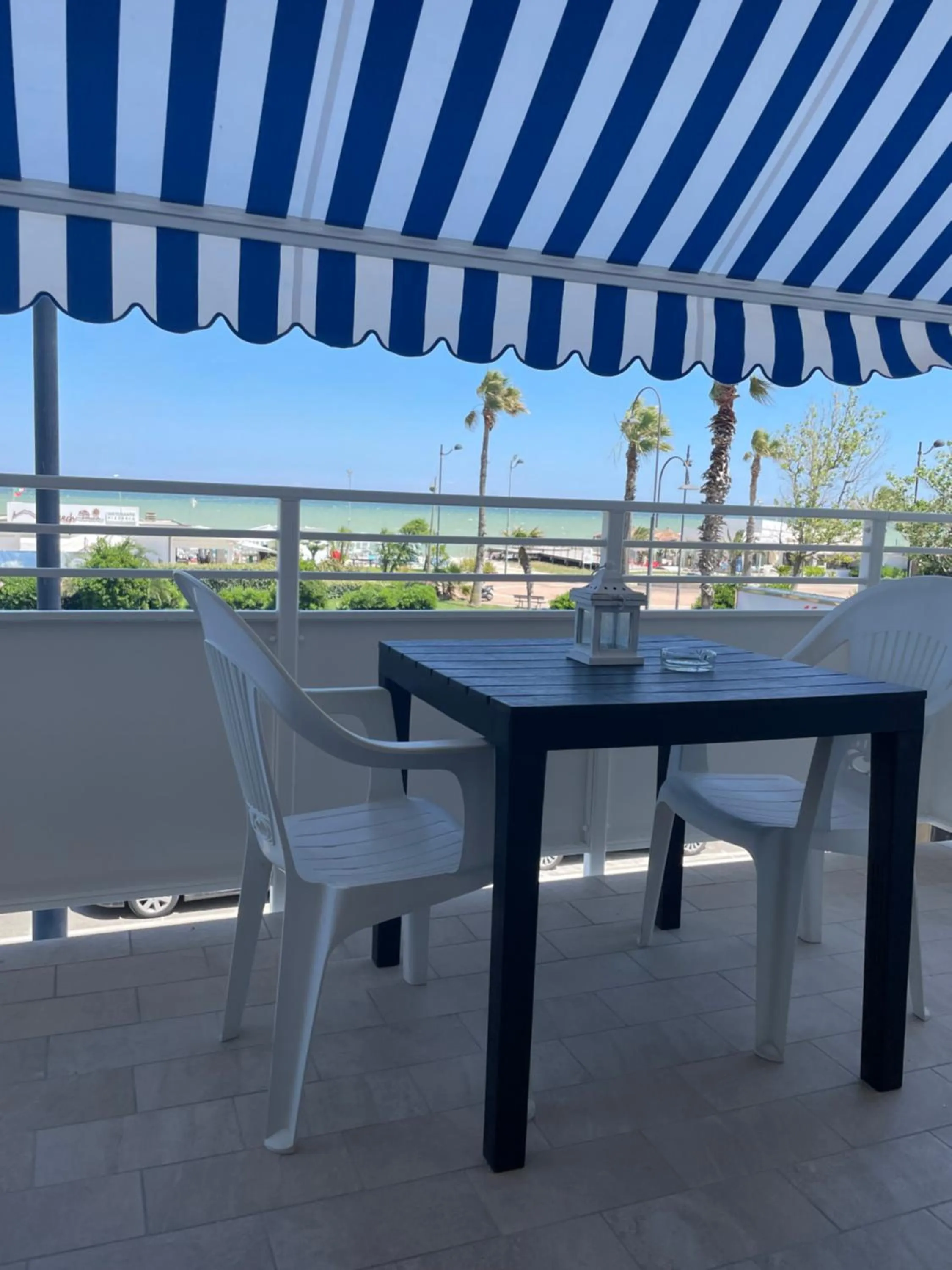 Summer in Hotel Promenade