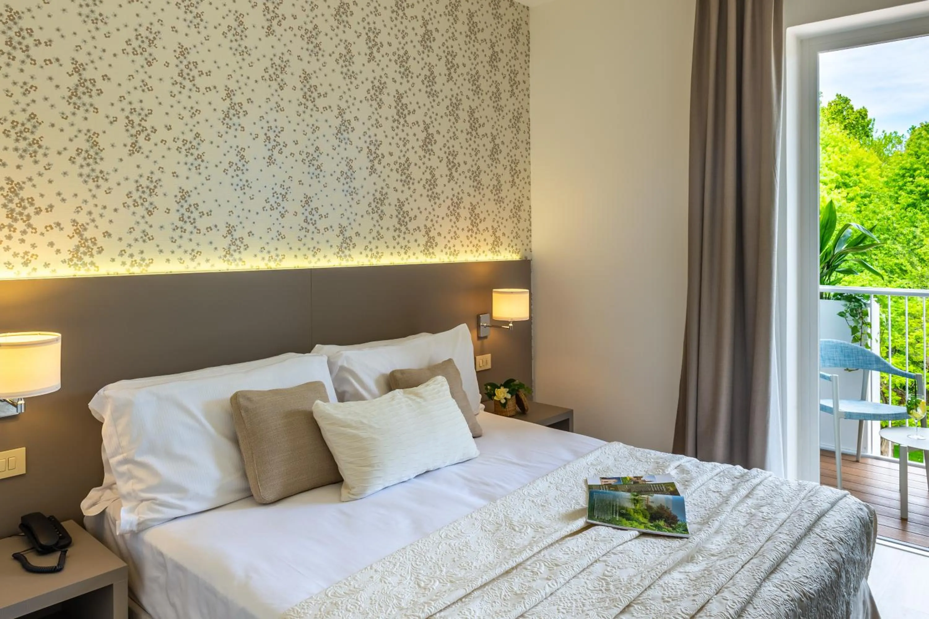 Bed in Hotel Renania