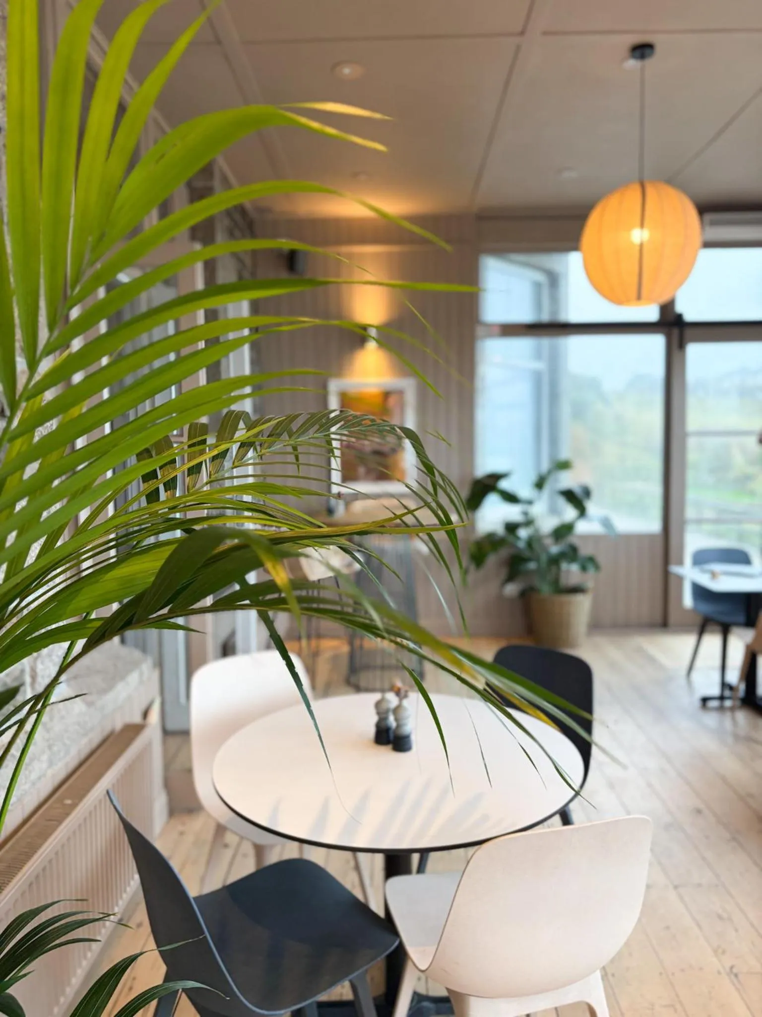 Restaurant/places to eat in Housel Bay Hotel