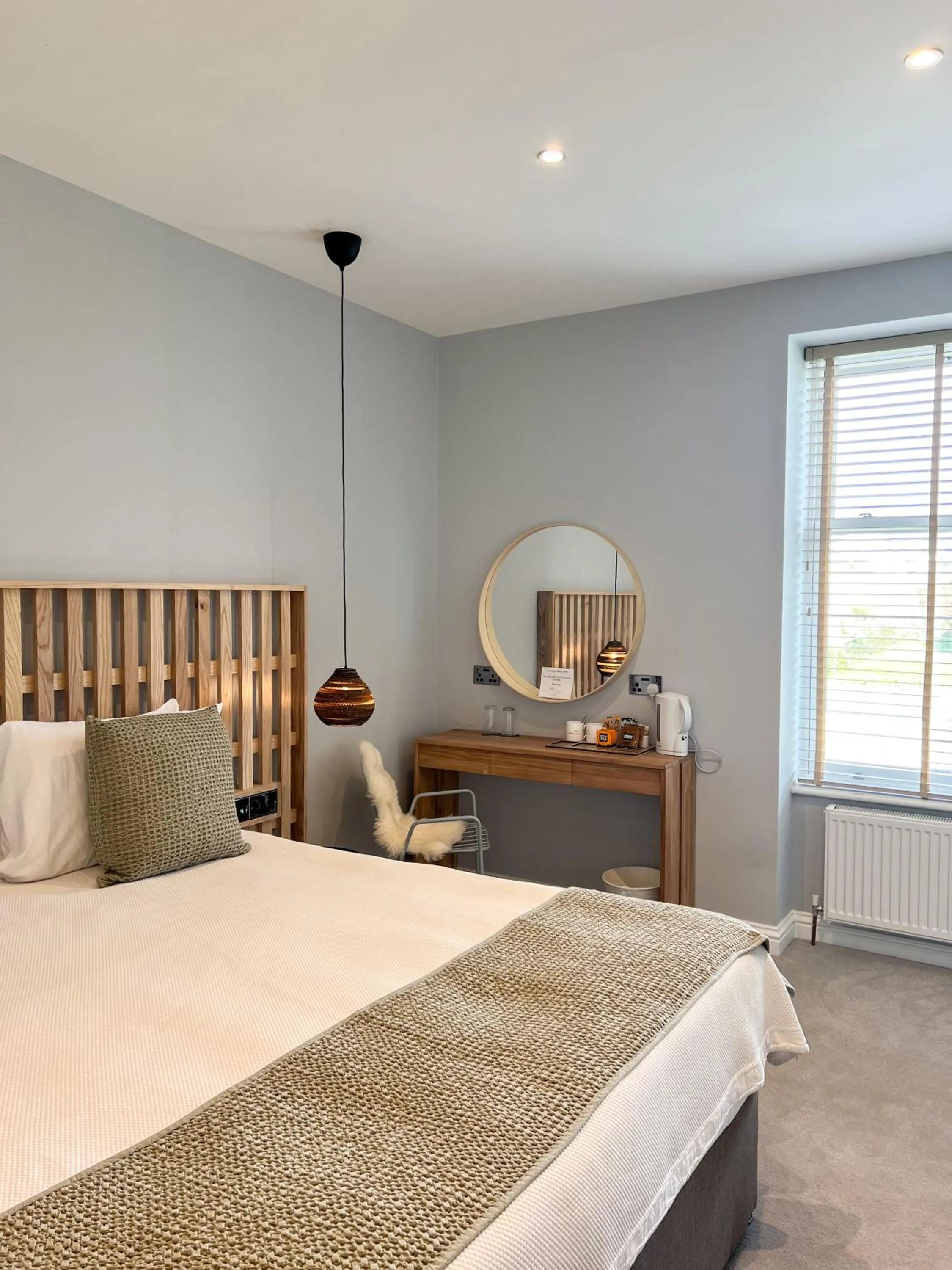 Bedroom, Bed in Housel Bay Hotel