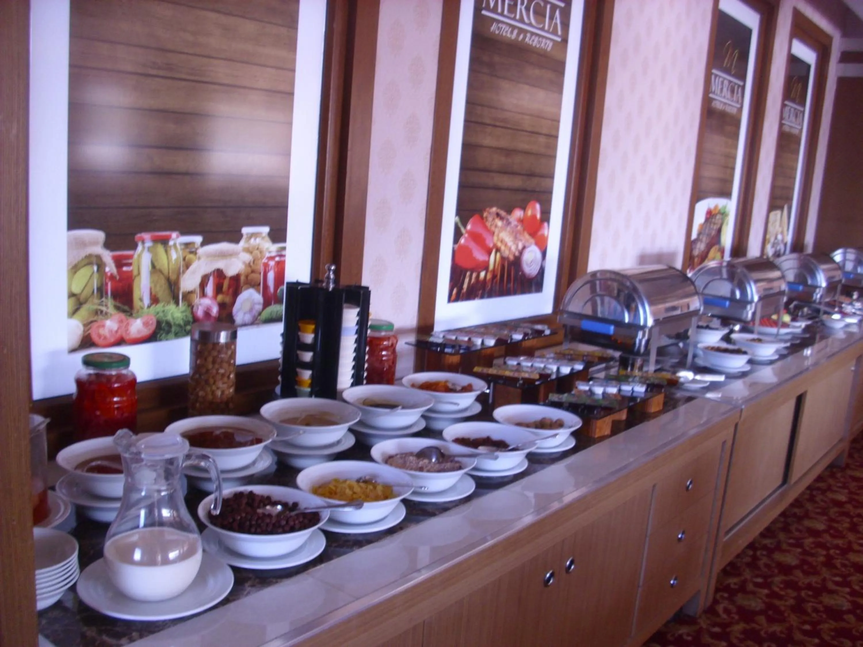 Buffet breakfast in Mercia Hotels & Resorts