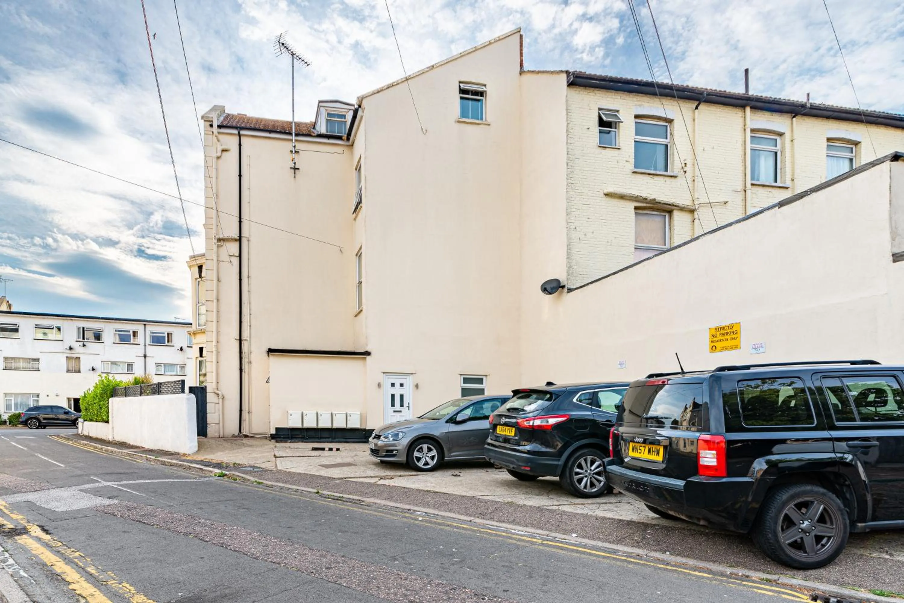 Property building in Greyfriars