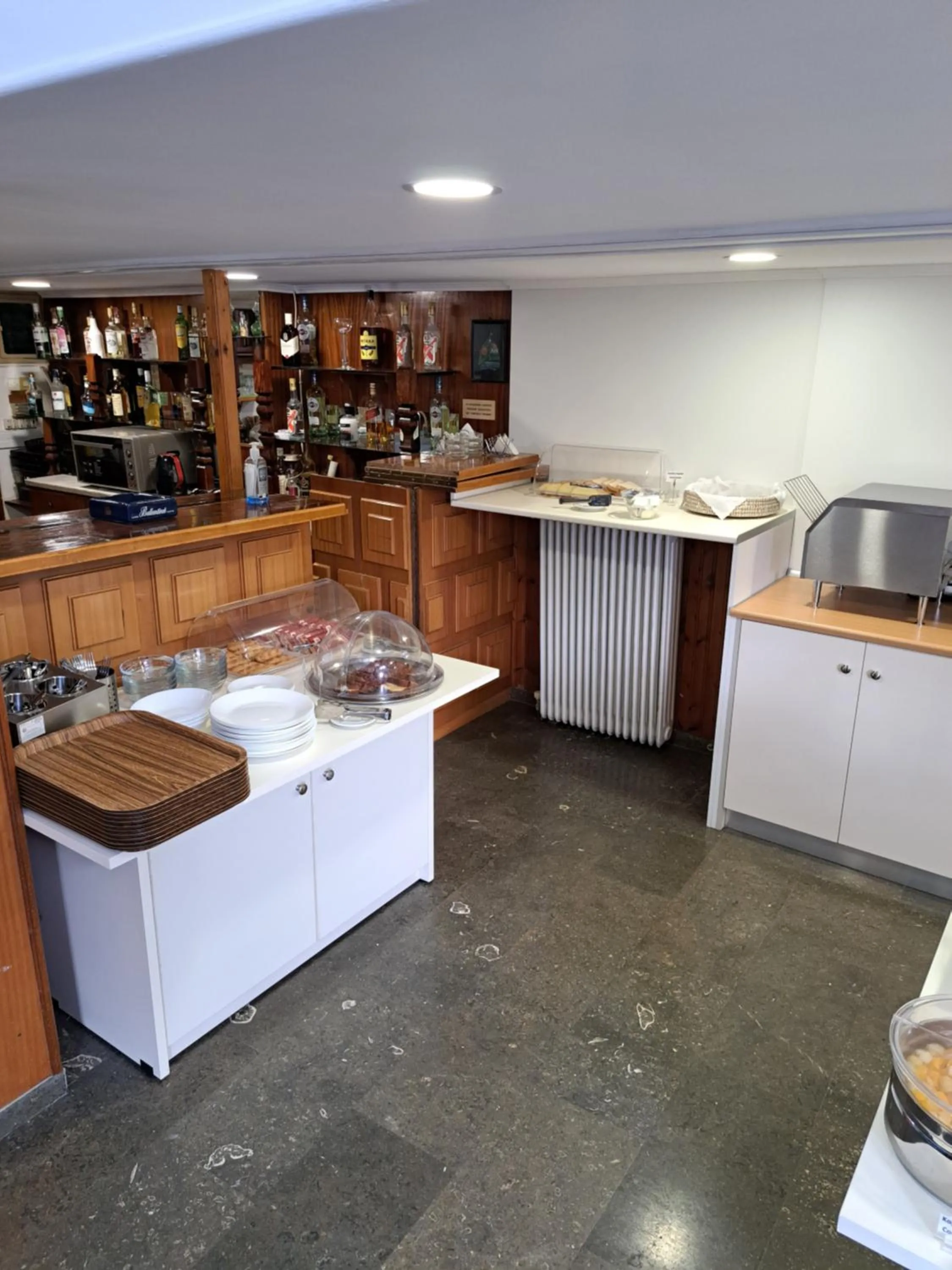 Breakfast in Hotel Astron