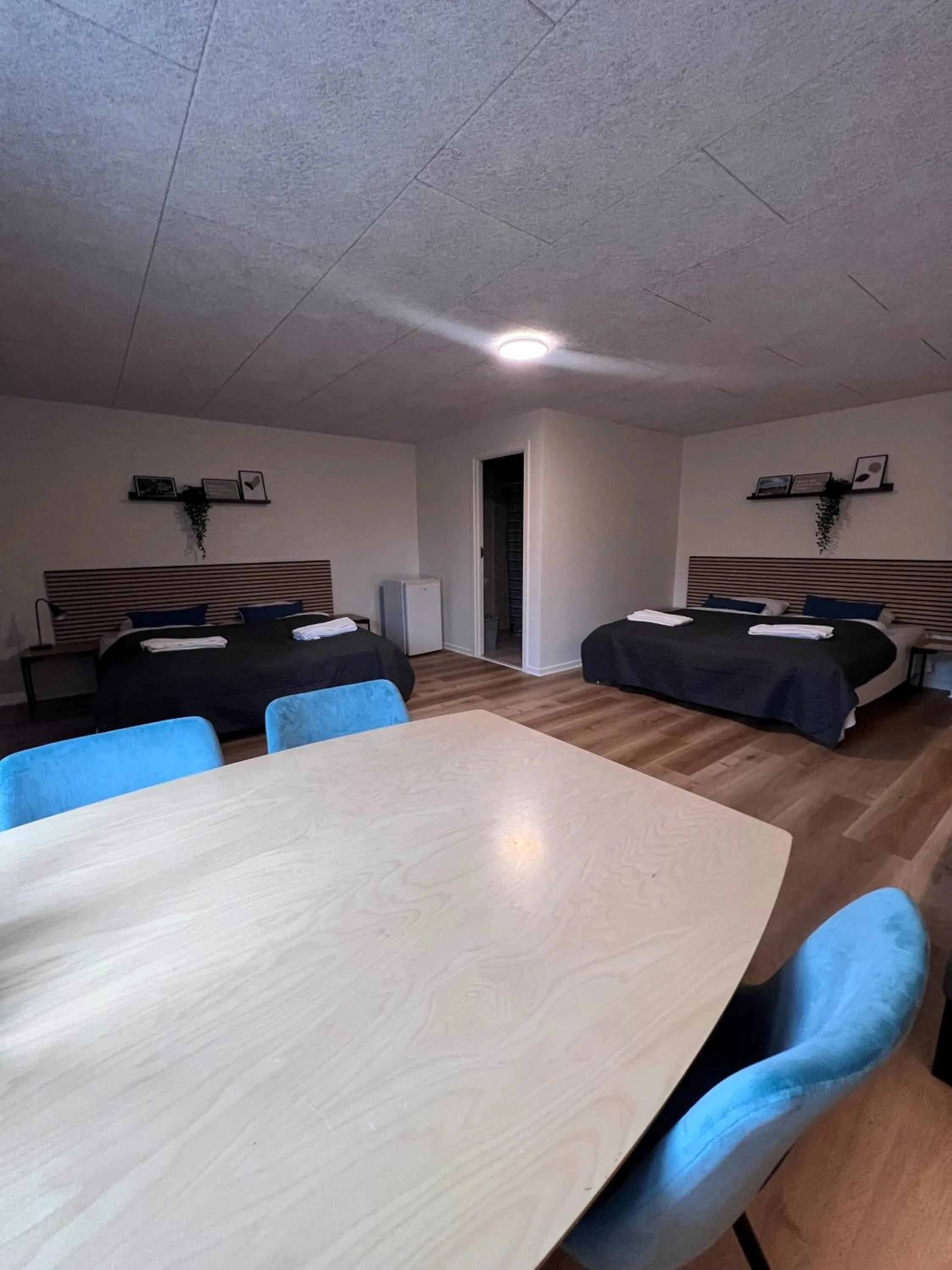 Dining area, Bed in KonceptHotel