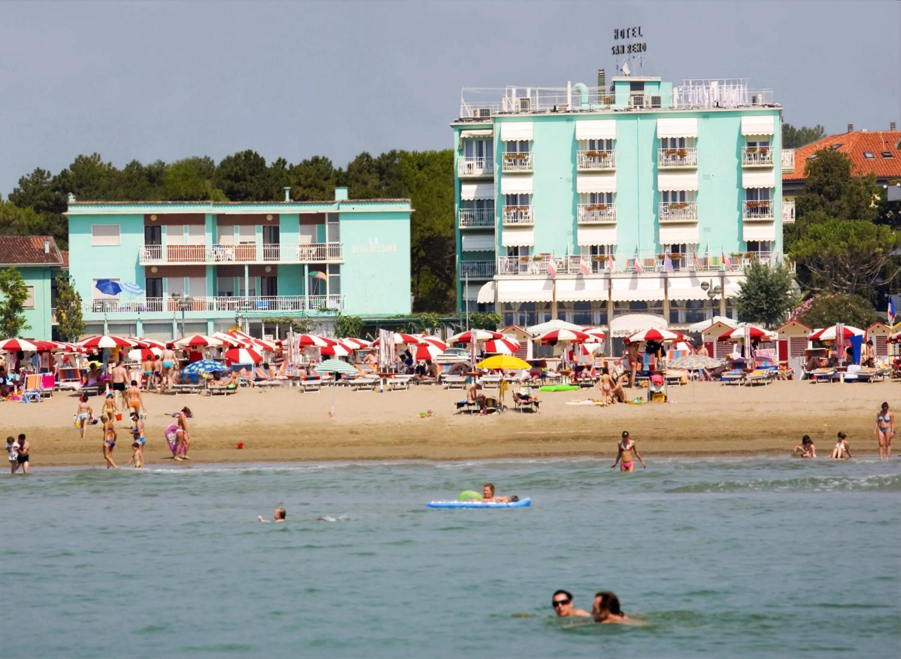 Facade/entrance in Hotel Sanremo