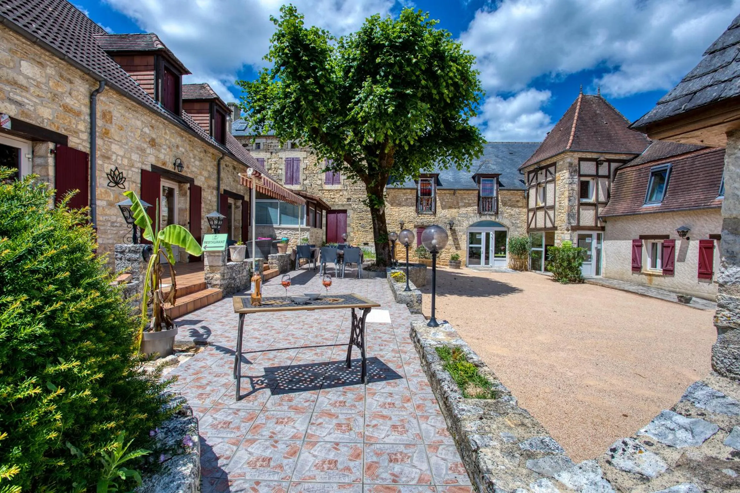 Hôtel A Jayac - Logis Hotels