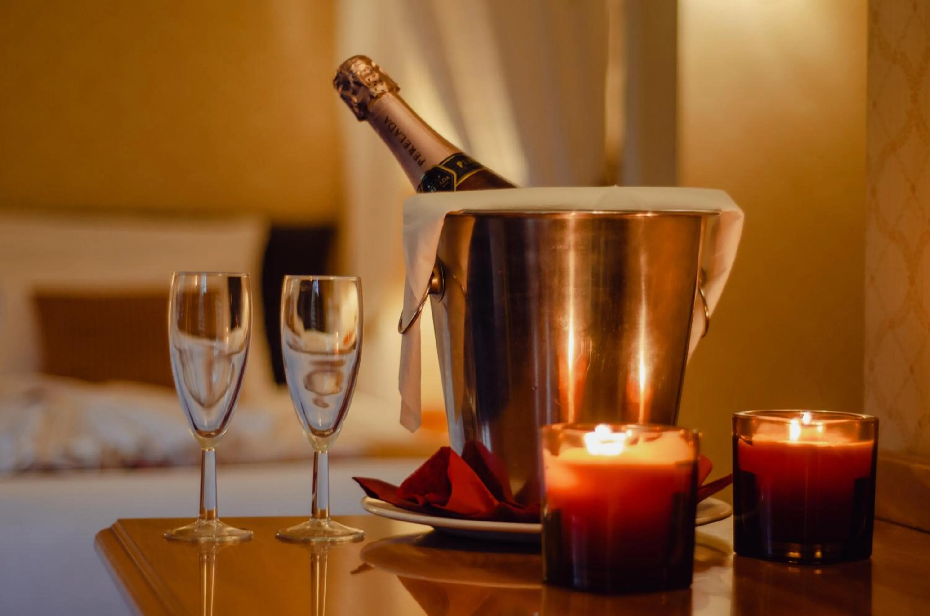 Alcoholic drinks in Howfield Manor Hotel