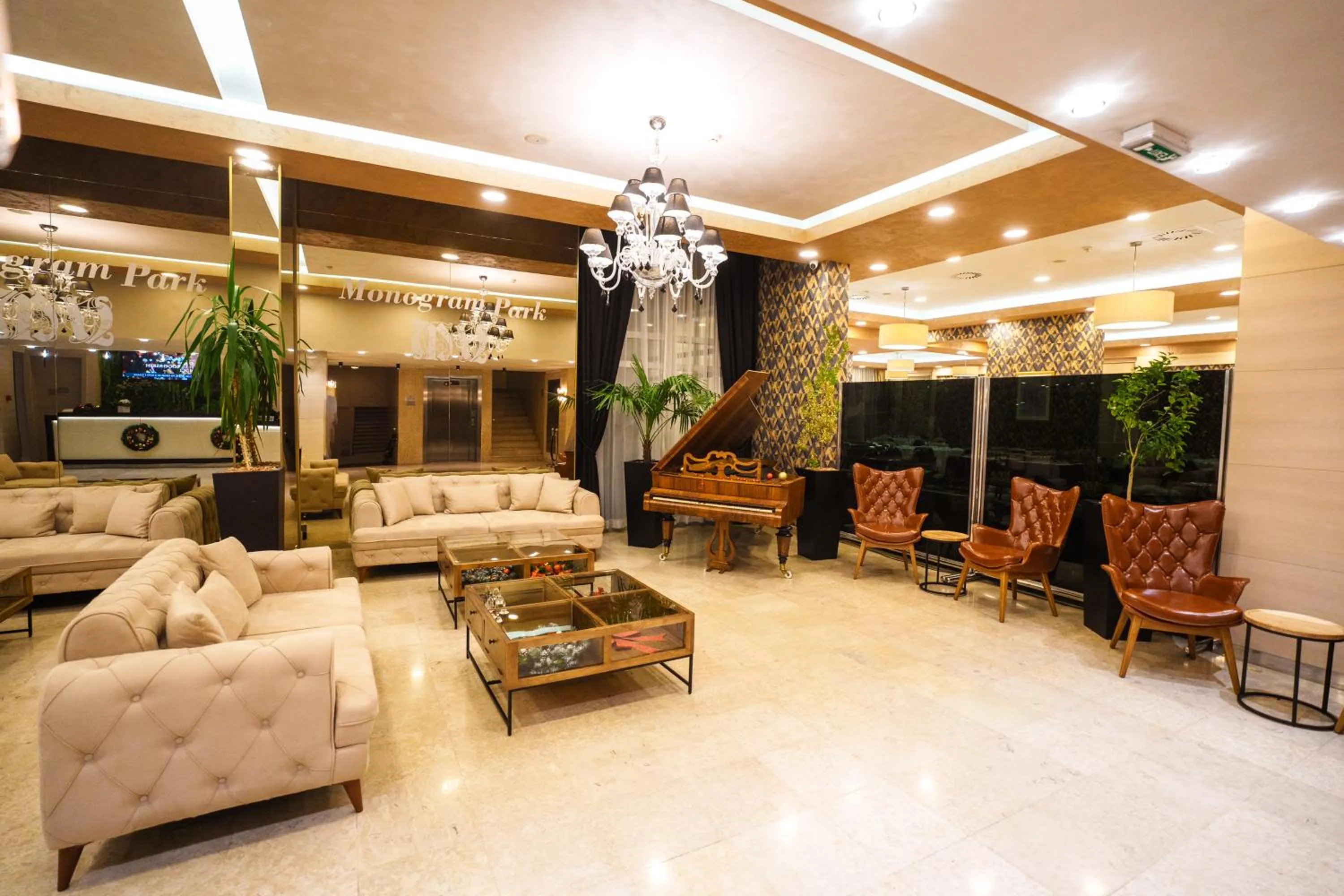 Lobby or reception in Hotel Monogram Park