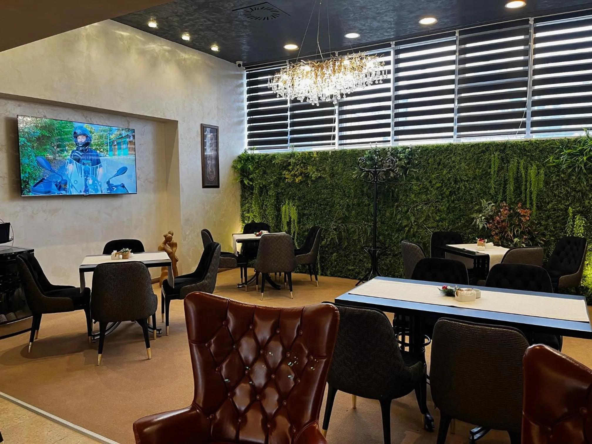 Lounge or bar in Hotel Monogram Park