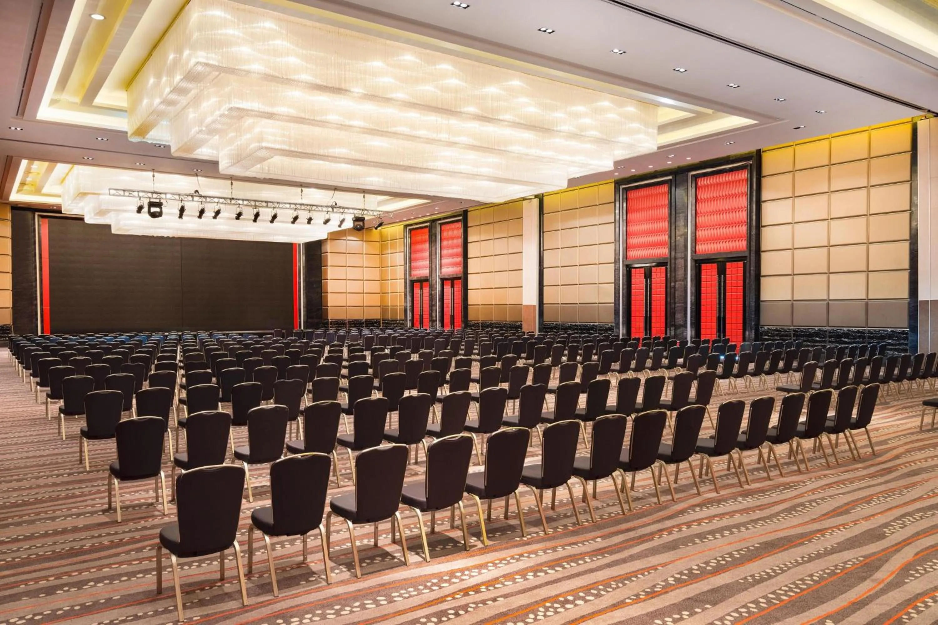 Meeting/conference room in Le Méridien Qingdao