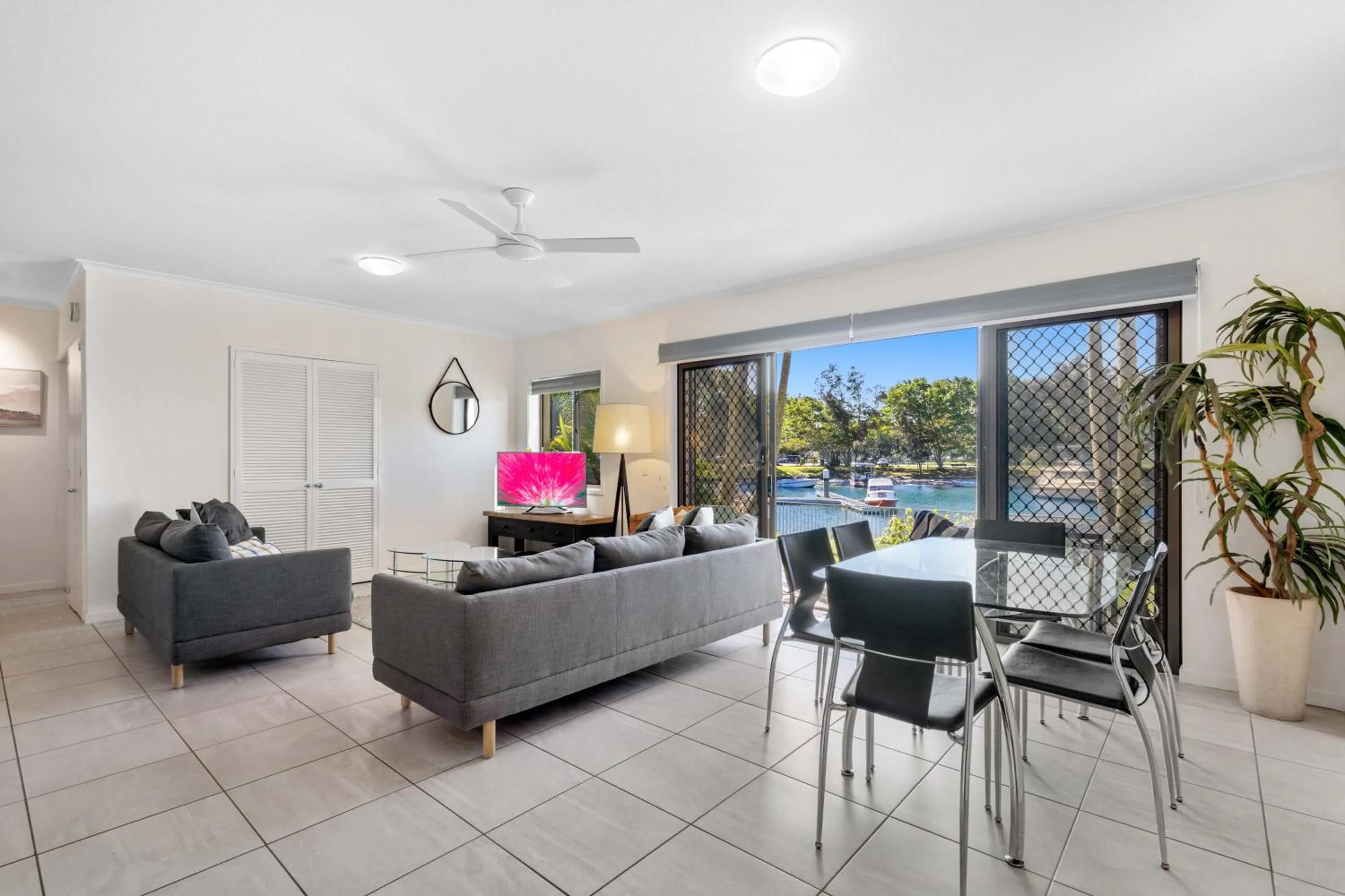 Living room in Culgoa Point Beach Resort