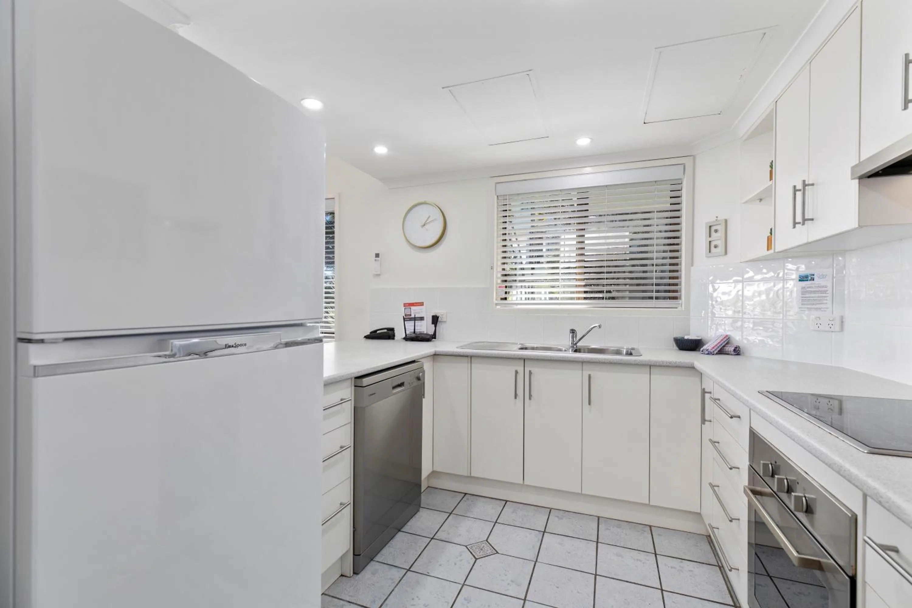 kitchen in Culgoa Point Beach Resort