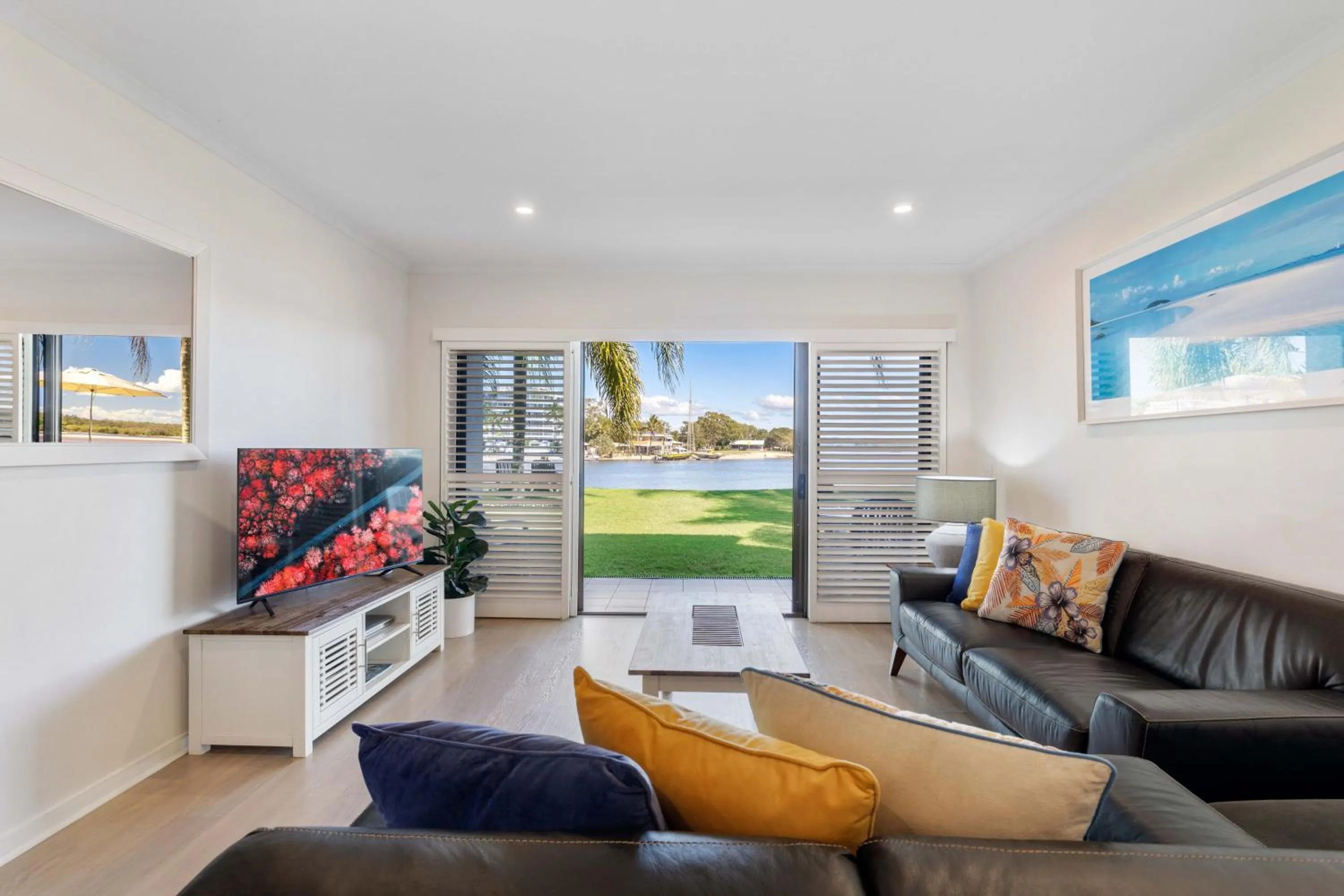 Living room in Culgoa Point Beach Resort
