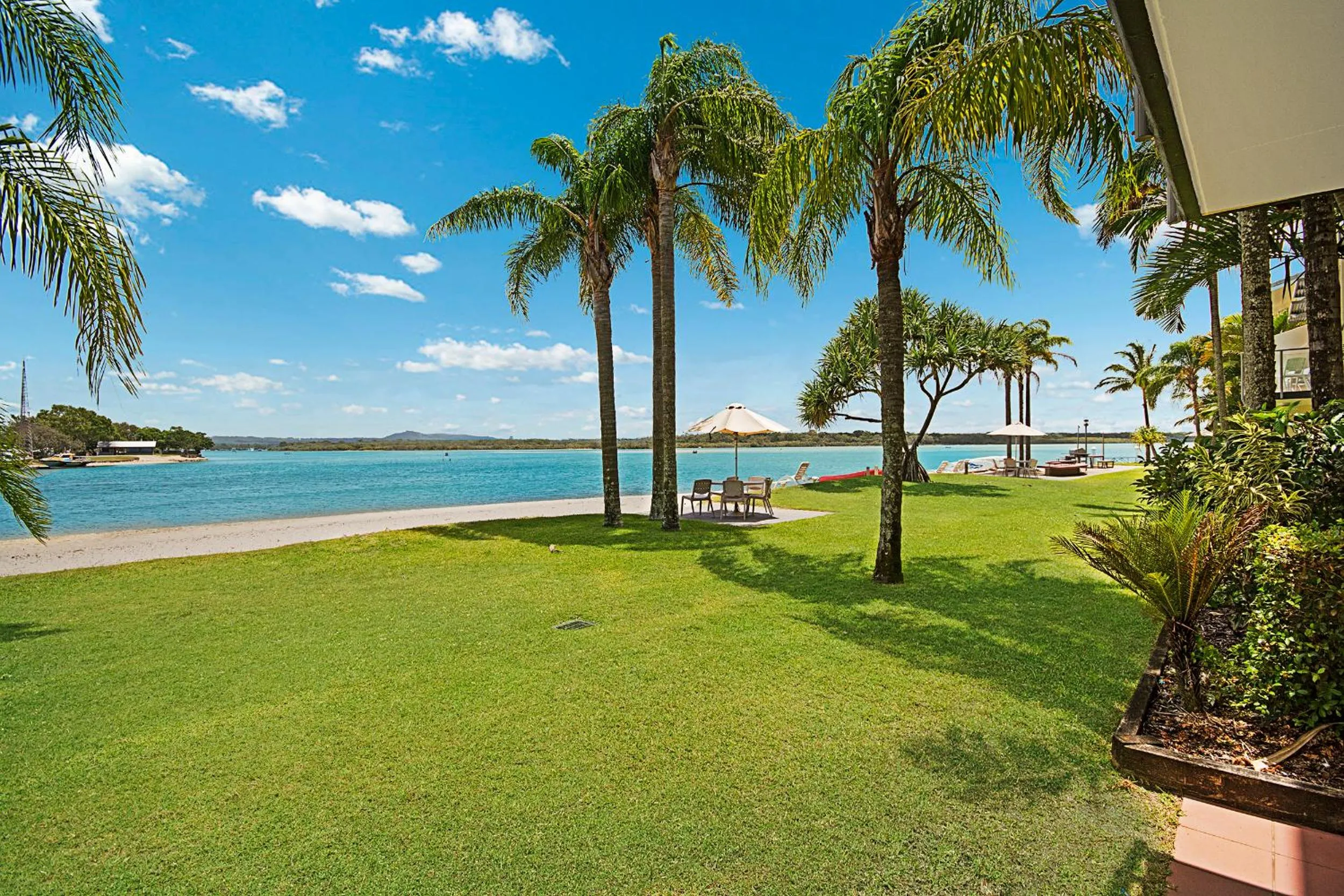 Beach in Culgoa Point Beach Resort