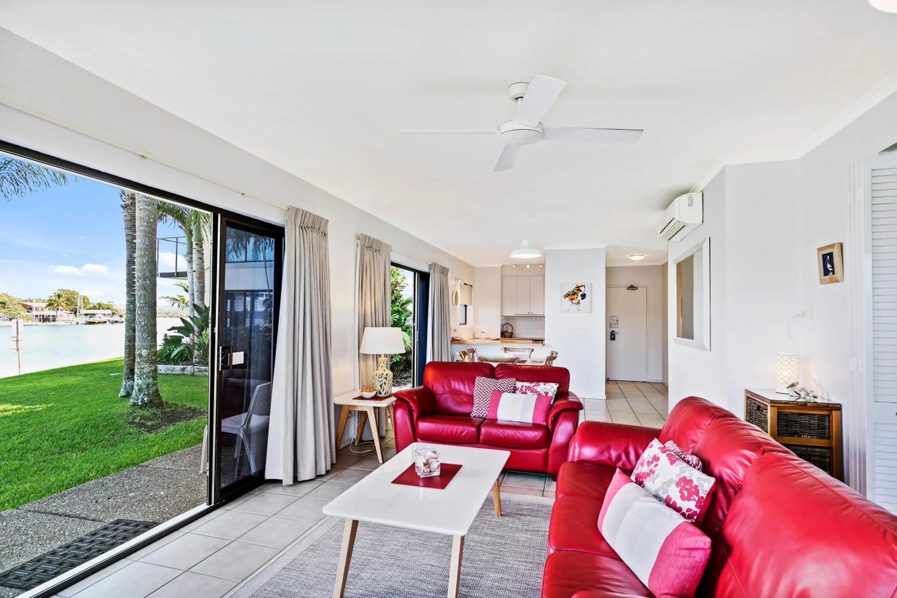 Seating area in Culgoa Point Beach Resort