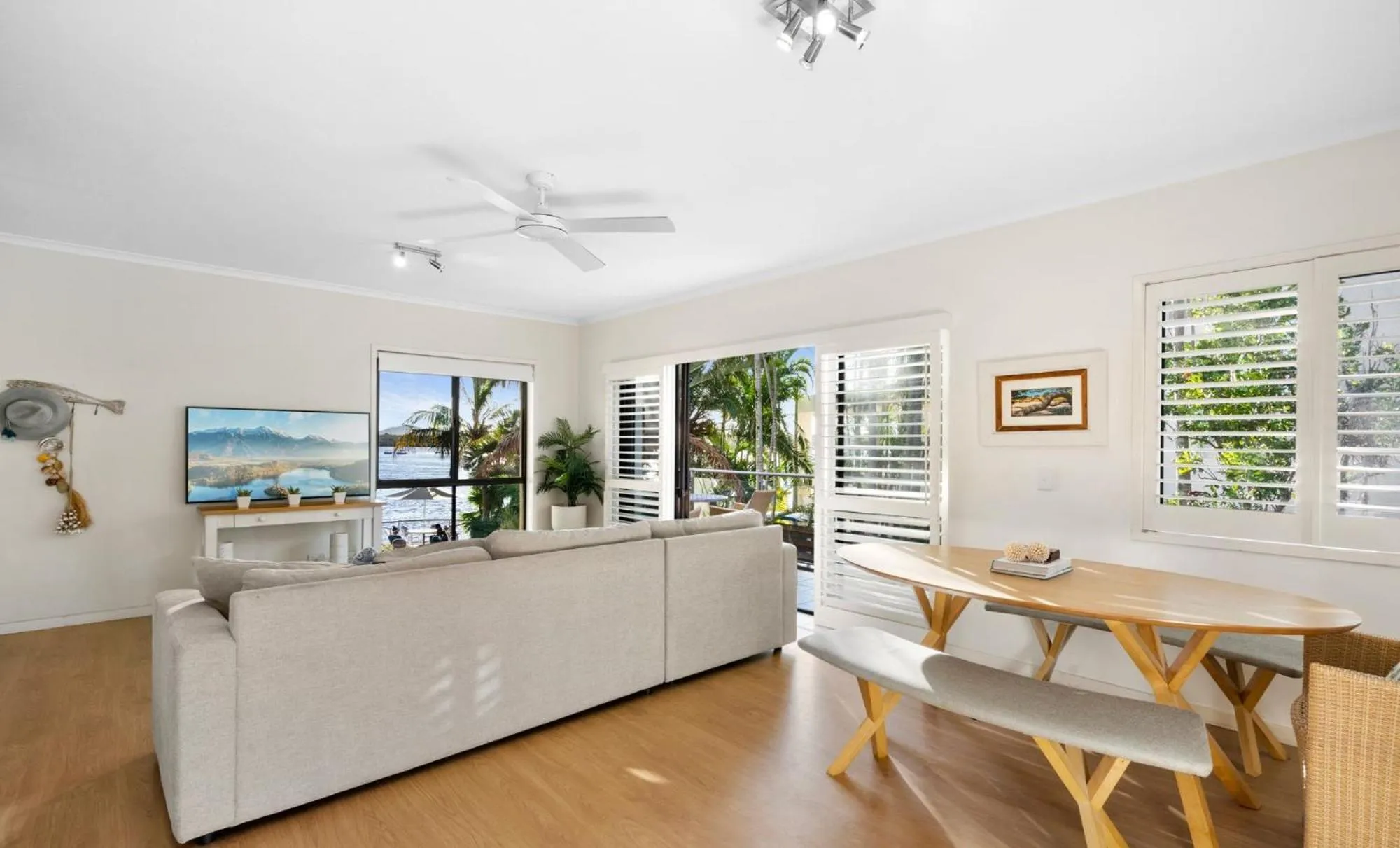 Living room in Culgoa Point Beach Resort
