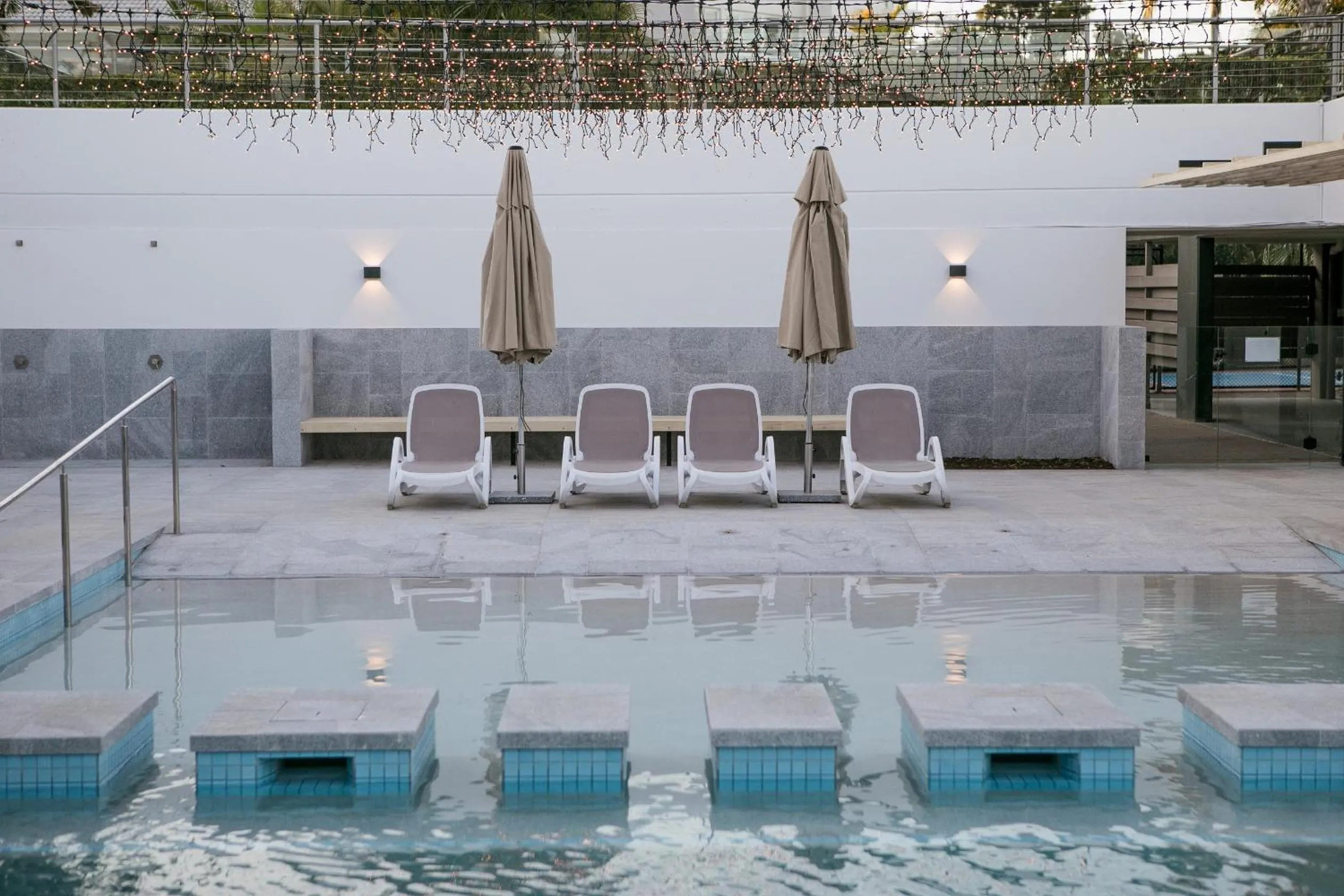 Swimming pool in Culgoa Point Beach Resort