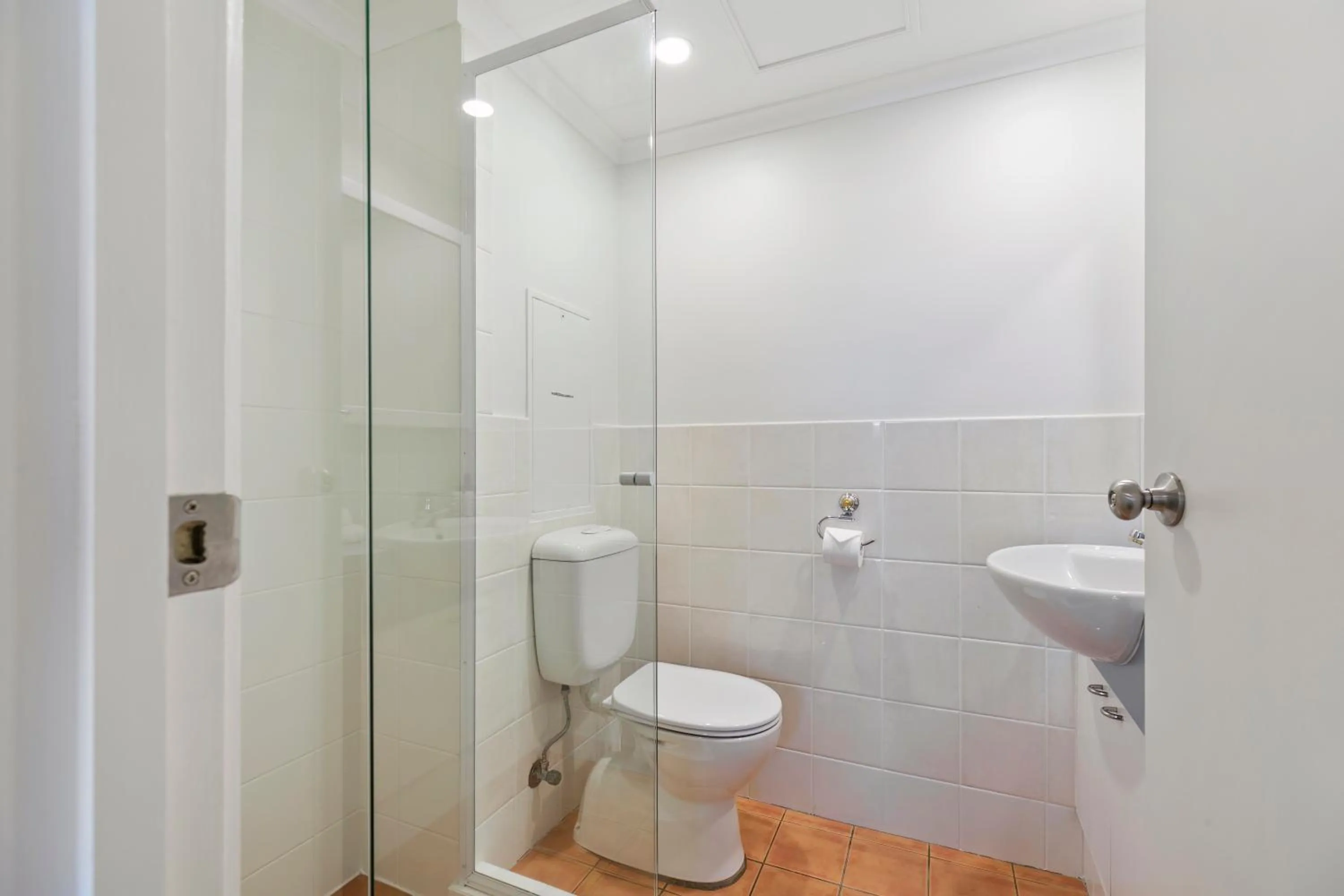 Bathroom in Culgoa Point Beach Resort