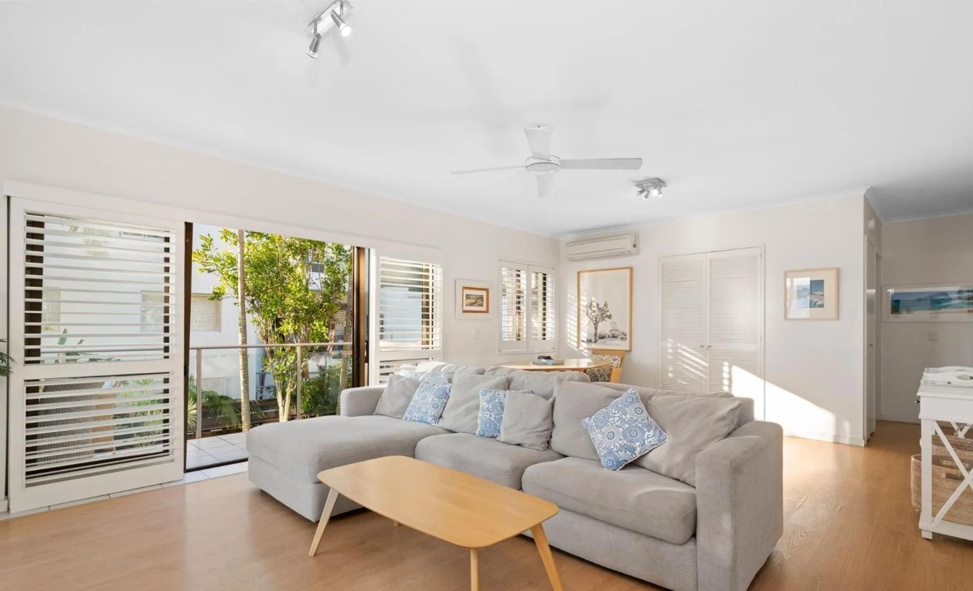 Living room in Culgoa Point Beach Resort