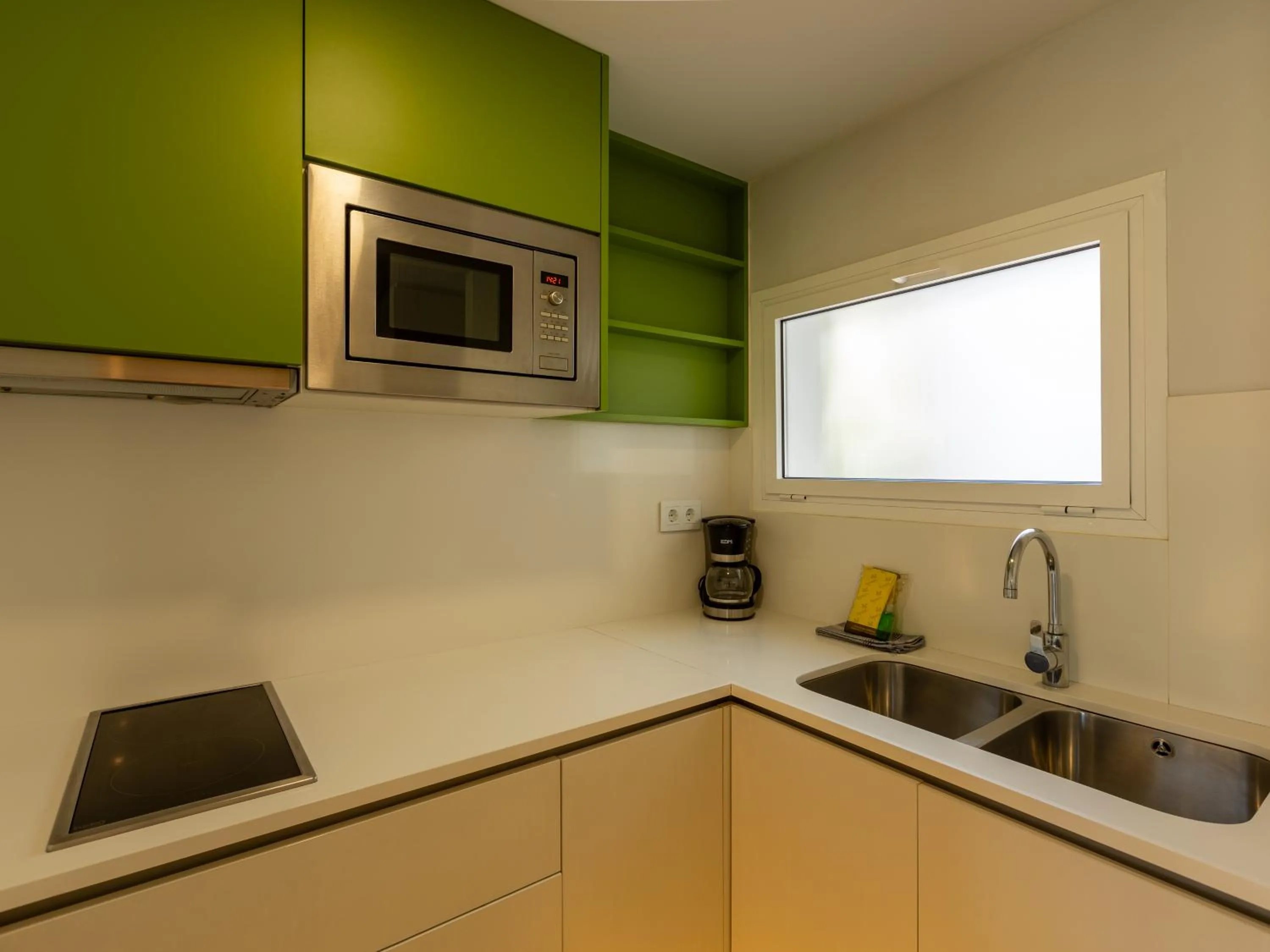 kitchen in Apartamentos Sunway Arizona