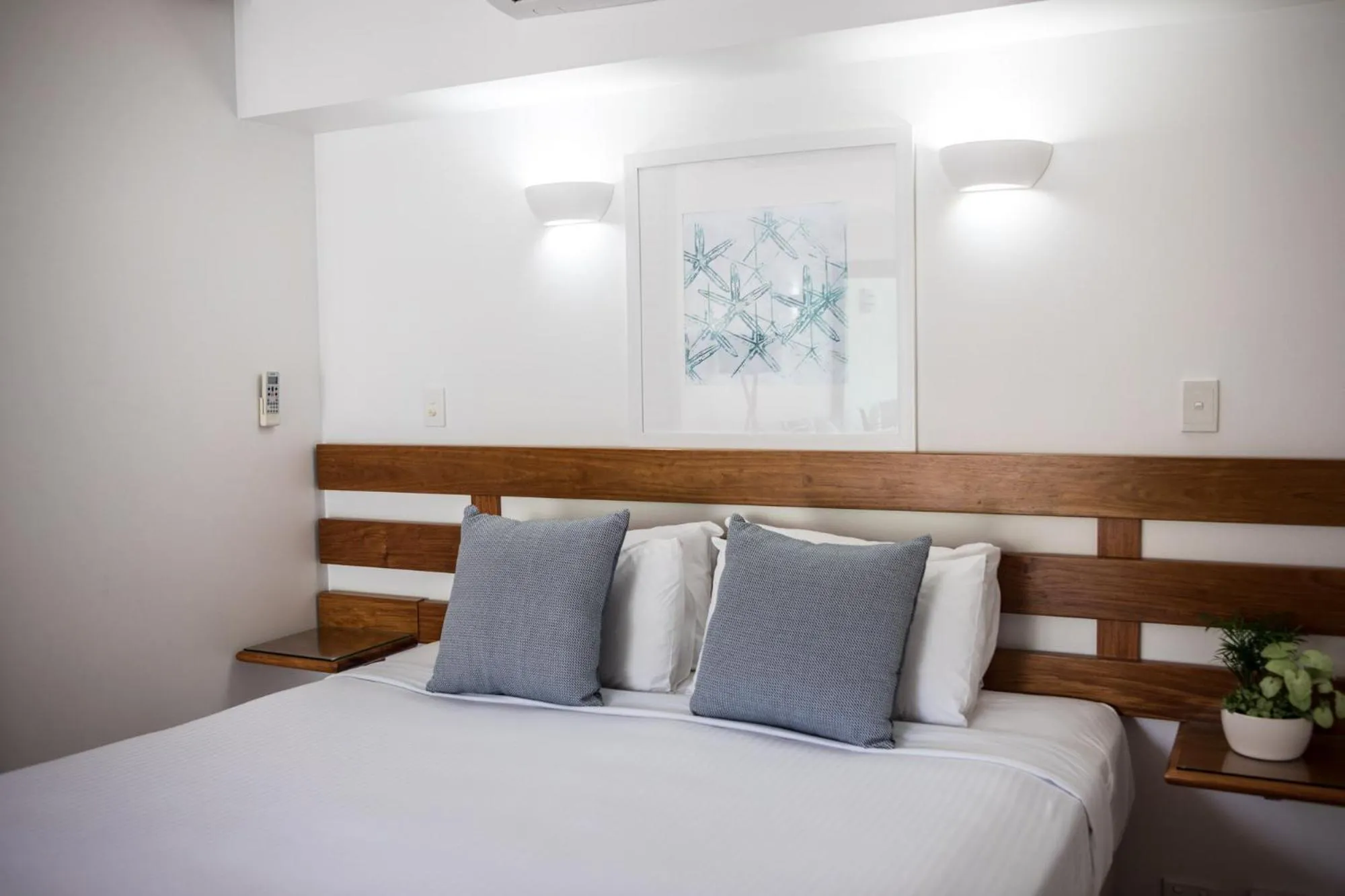 Bedroom, Bed in Port Douglas Peninsula Boutique Hotel - Adults Only Haven