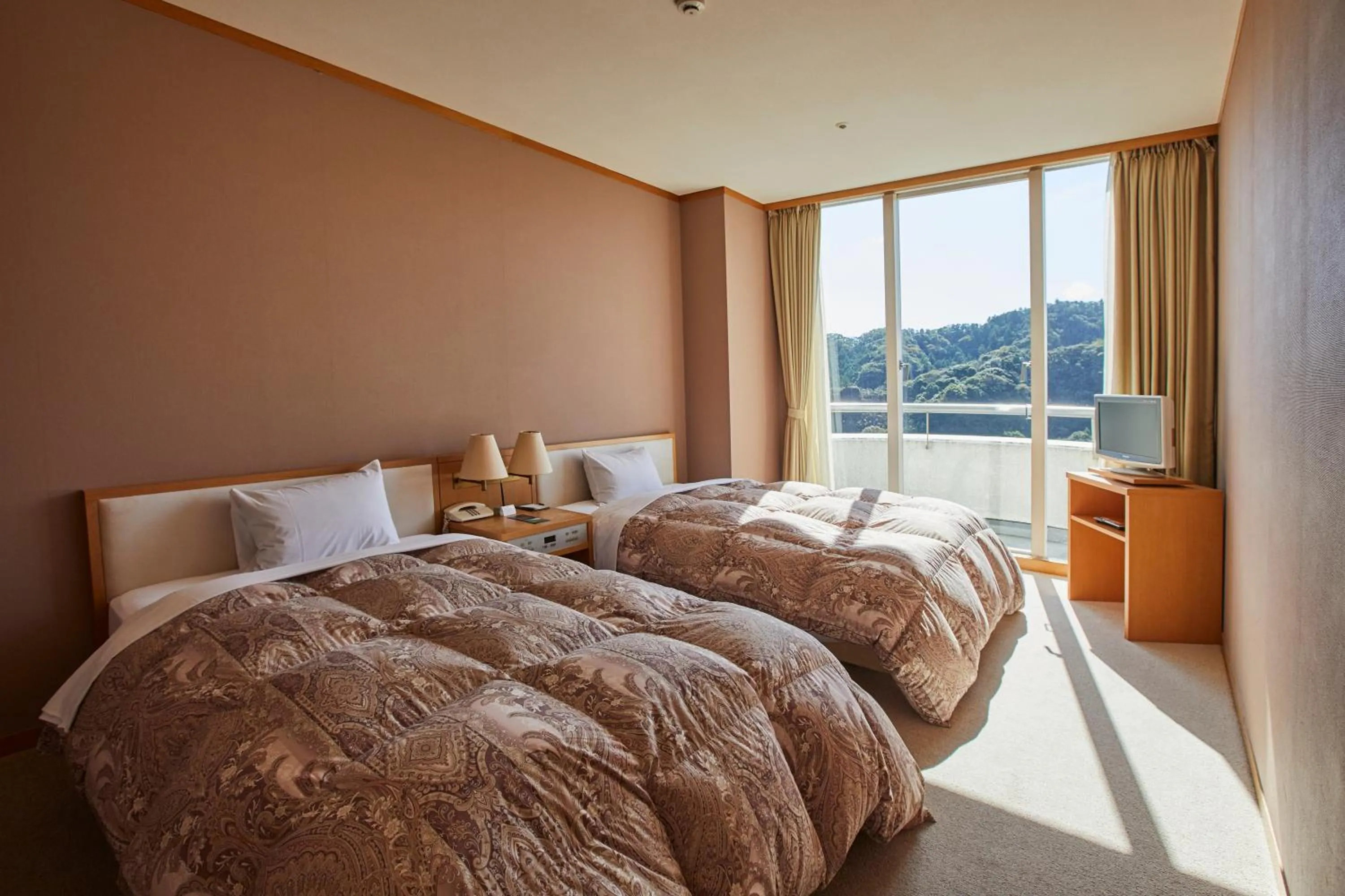 Bedroom, Bed in Kamogawa Country Hotel