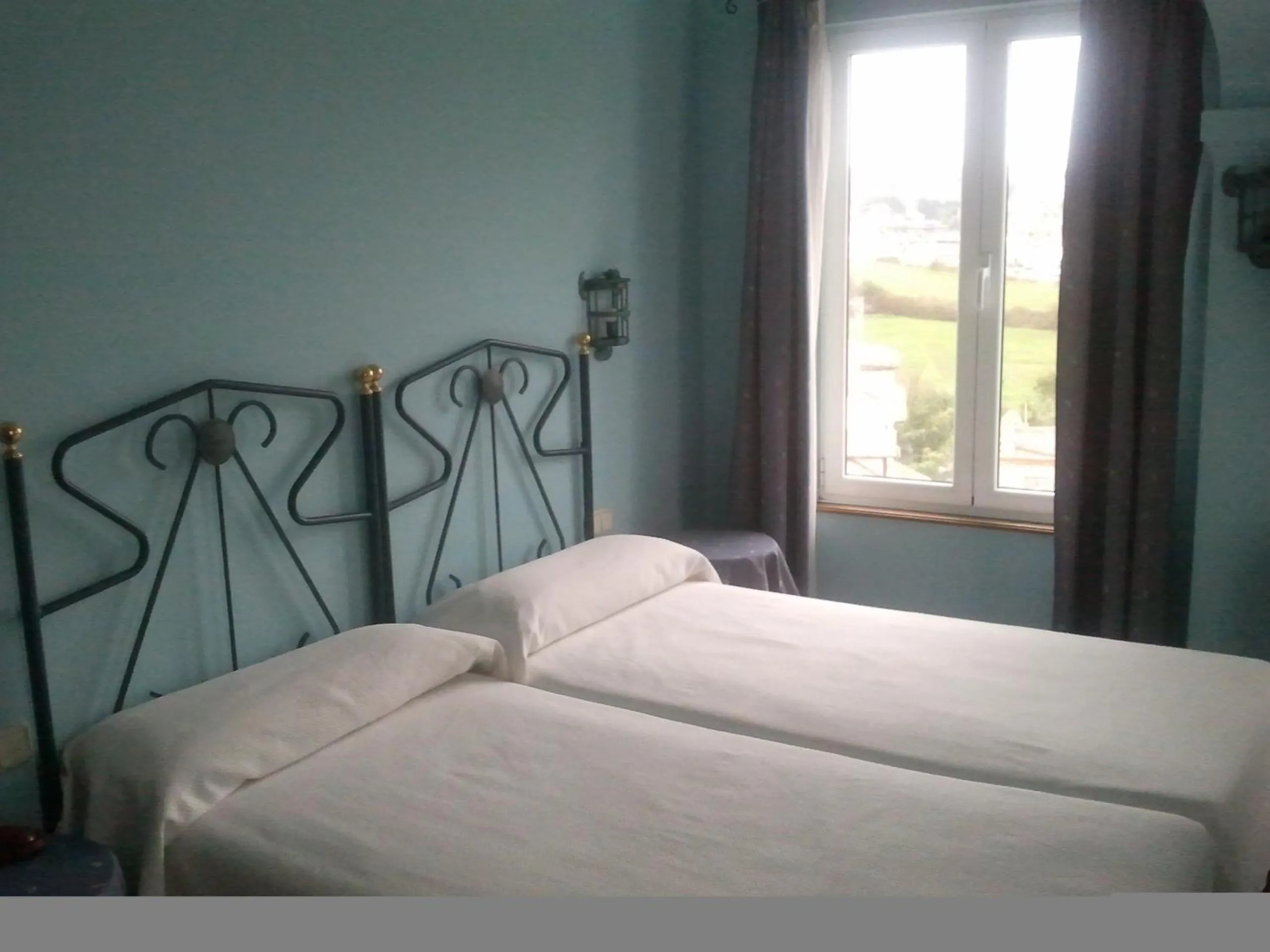 Bed in Hotel Los Laureles