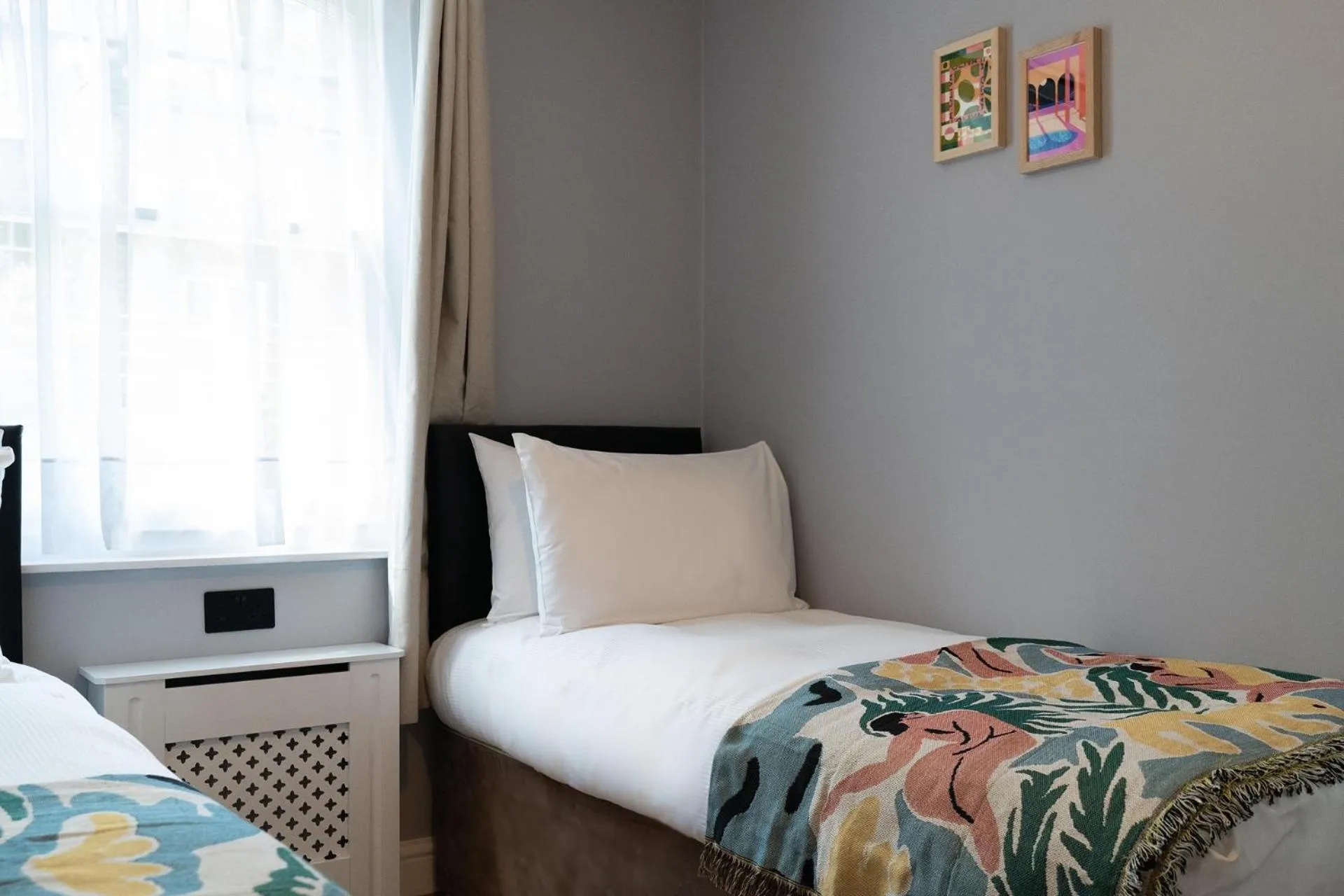 Bed in Lamington Apartments - London Hammersmith