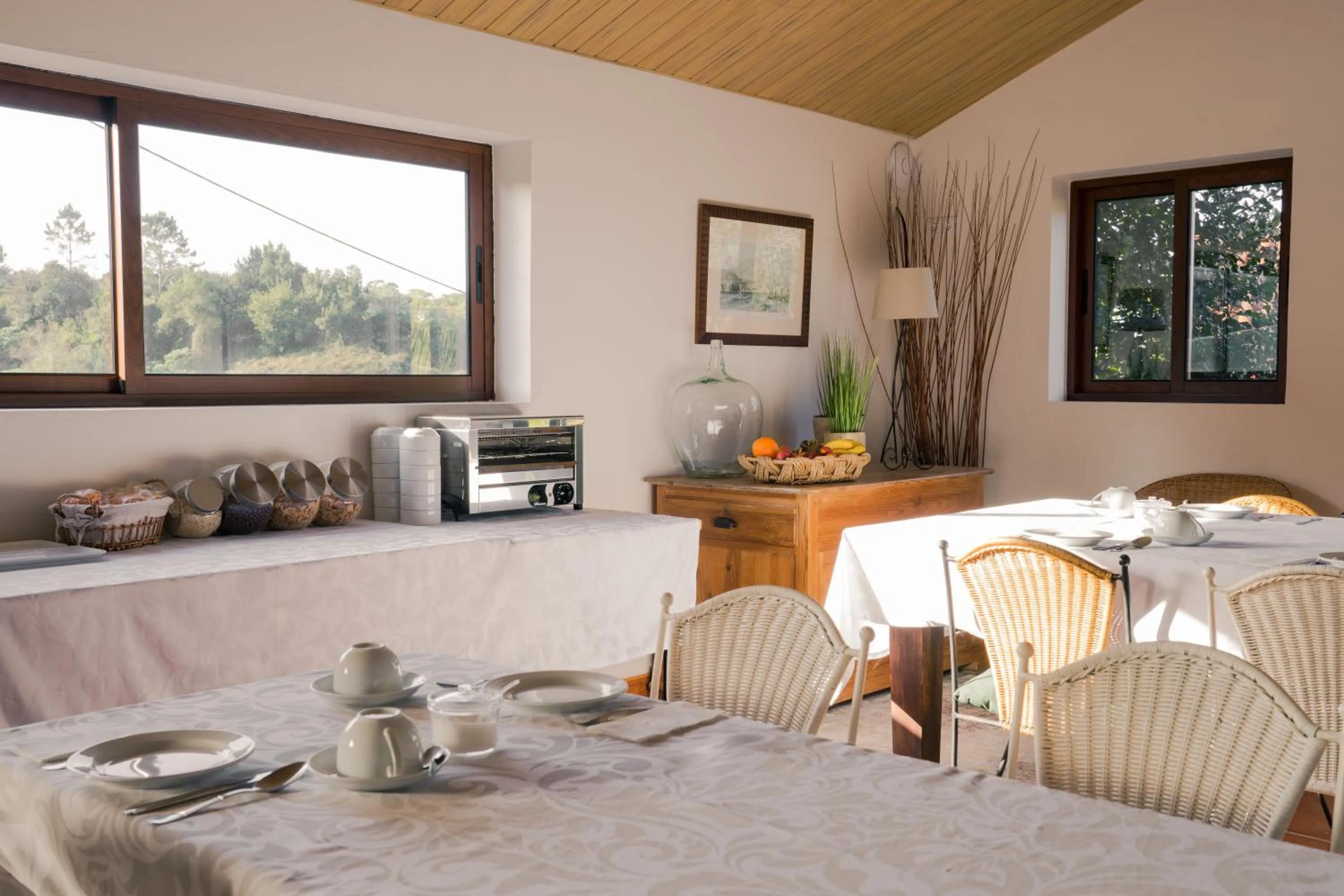 Dining area in Casas de Campo do Pomar B&B - Self Check-in